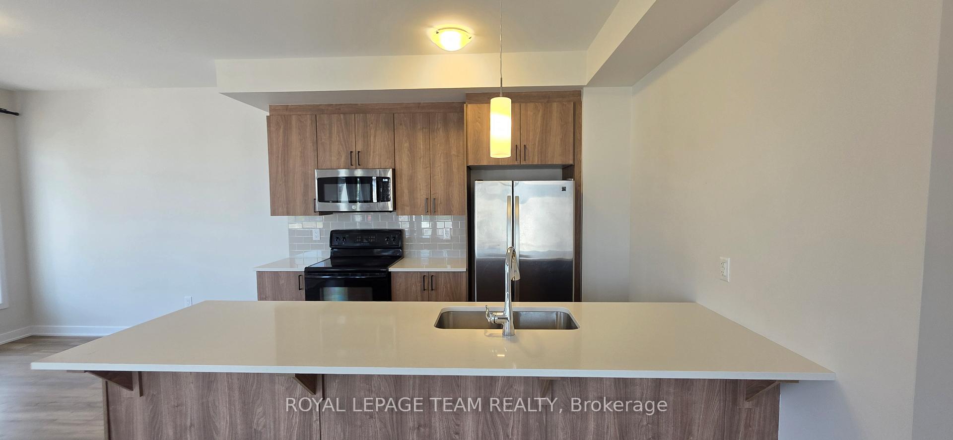 Photo 13 of 657 Corporal Private, Ottawa, Blossom Park/Kemp Park/Findlay Creek — HOMEH
