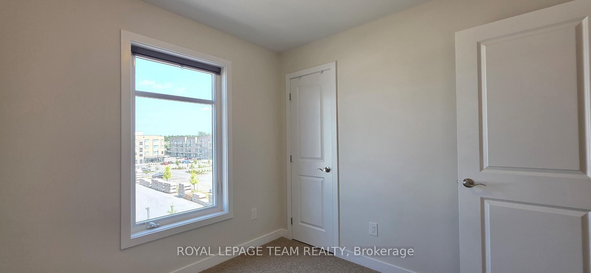 Photo 18 of 657 Corporal Private, Ottawa, Blossom Park/Kemp Park/Findlay Creek — HOMEH