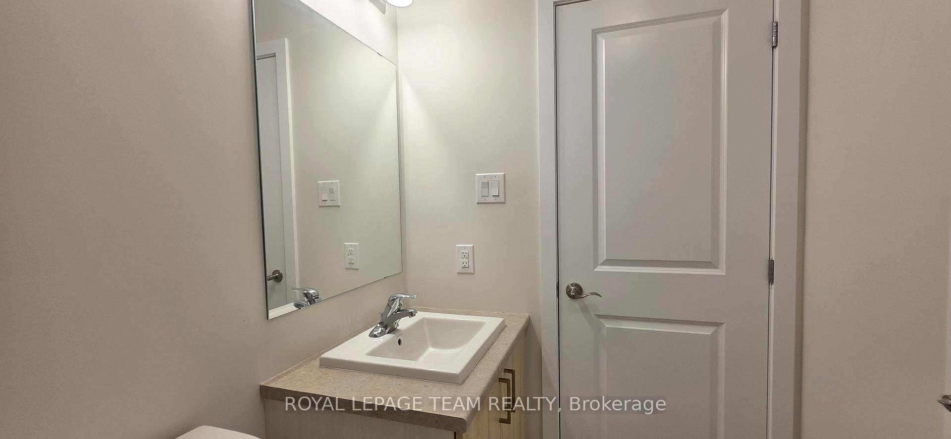 Photo 26 of 657 Corporal Private, Ottawa, Blossom Park/Kemp Park/Findlay Creek — HOMEH