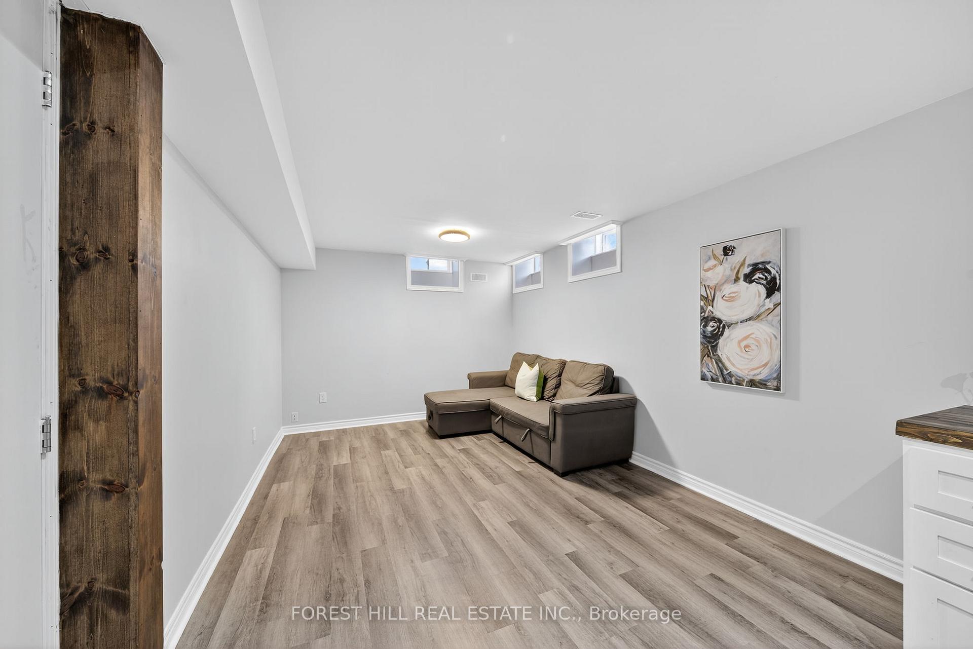 Photo 26 of 70 Robert Street S, Wasaga Beach — HOMEH