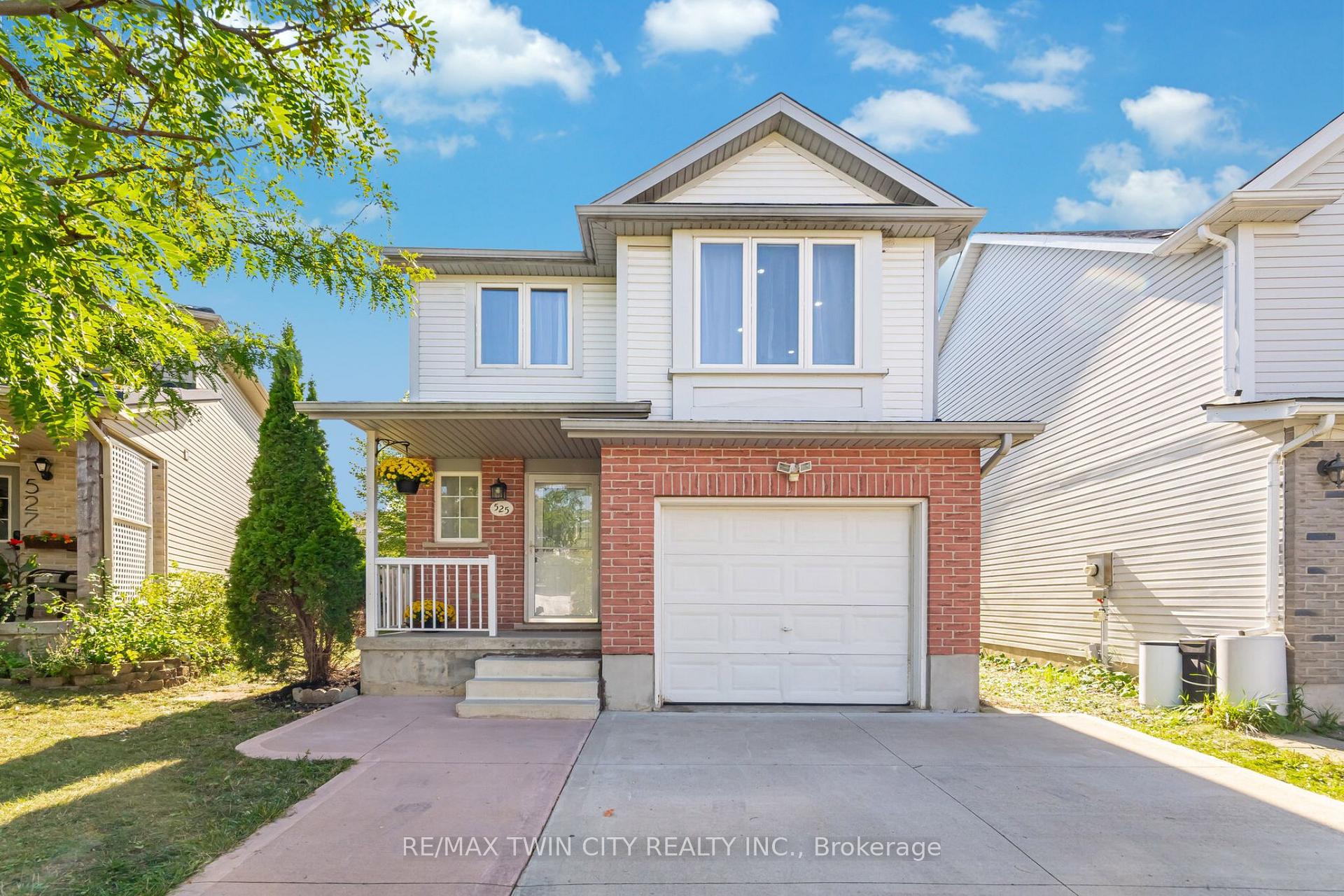 Photo 1 of 525 Chablis Drive, Waterloo — HOMEH