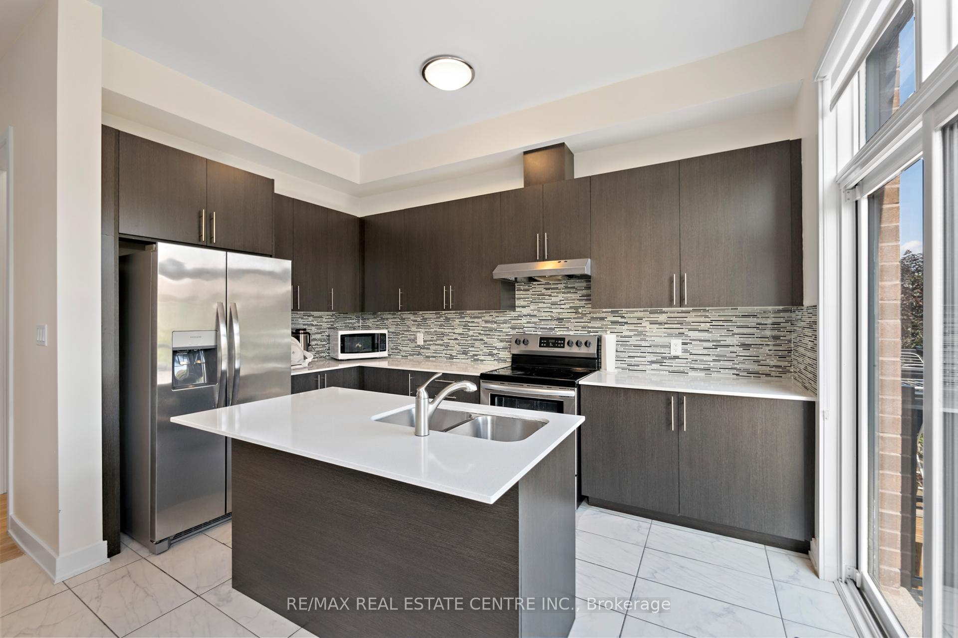Photo 15 of 53 Benoit Street, Vaughan, Vellore Village — HOMEH