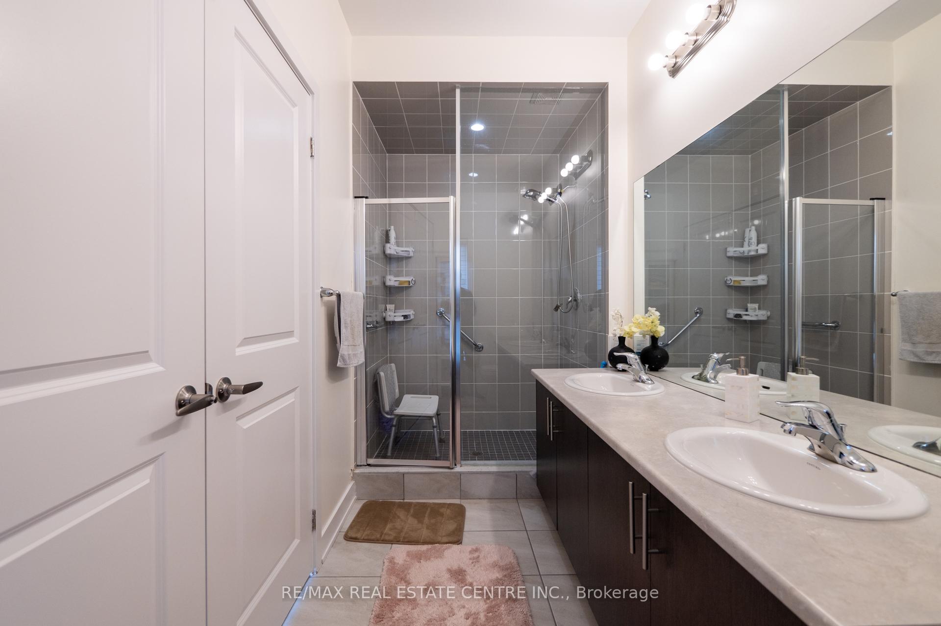 Photo 25 of 53 Benoit Street, Vaughan, Vellore Village — HOMEH