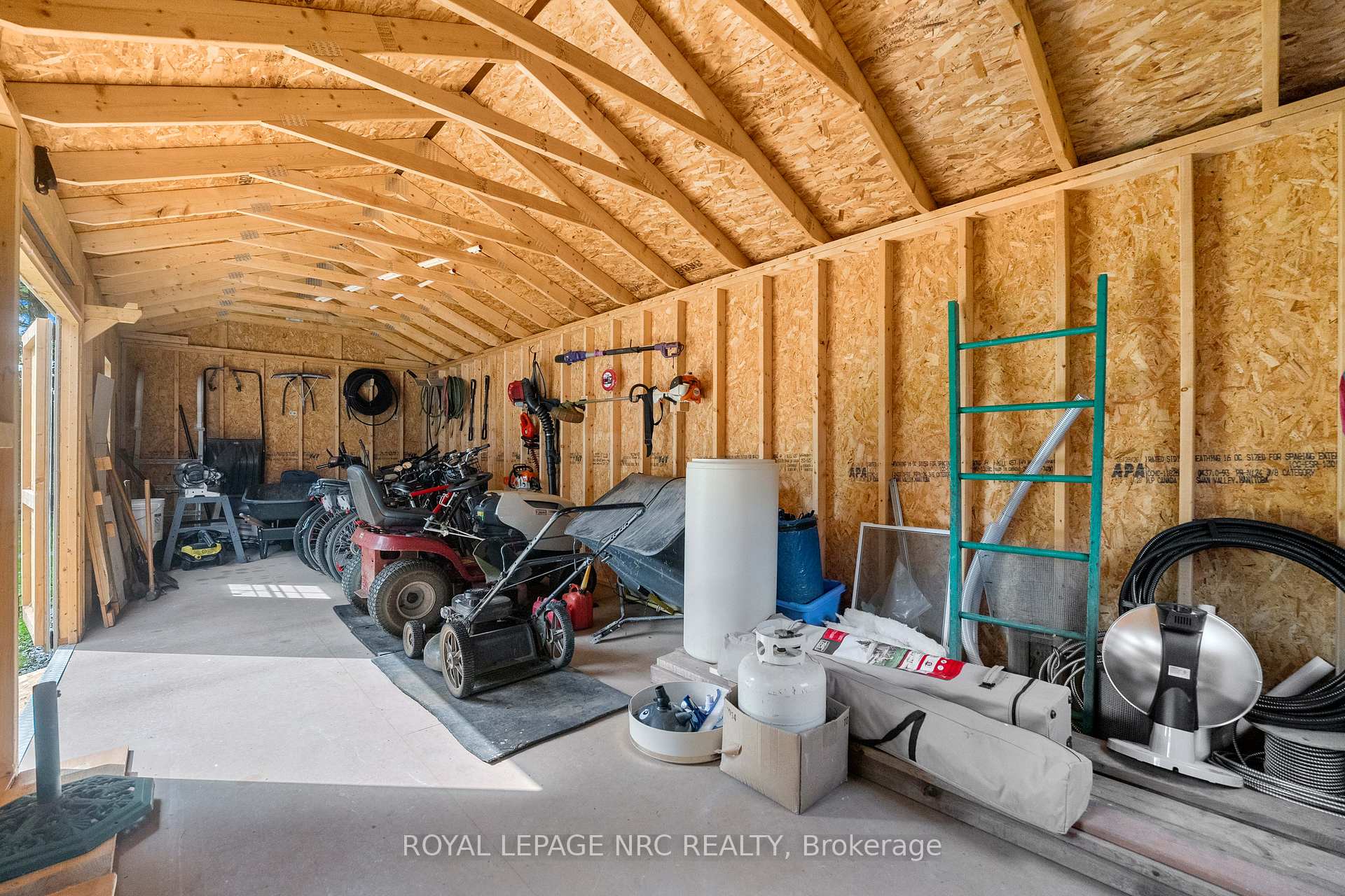 Photo 38 of 11616 Elizabeth Crescent, Wainfleet, Marshville/Winger — HOMEH