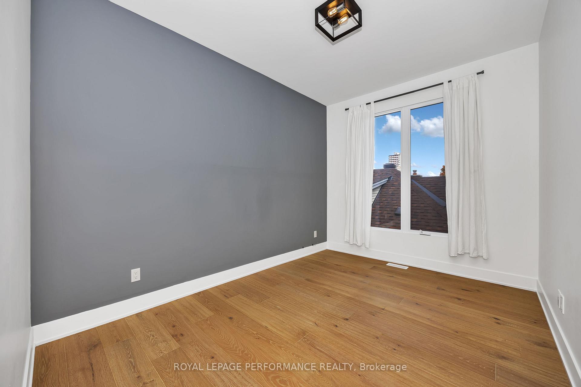 Photo 33 of 284 Dovercourt Avenue, Ottawa, Westboro/Hampton Park — HOMEH
