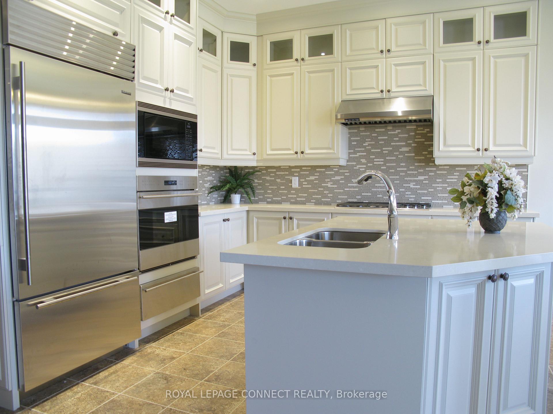 Photo 5 of 63 Hurst Avenue, Vaughan, Patterson — HOMEH