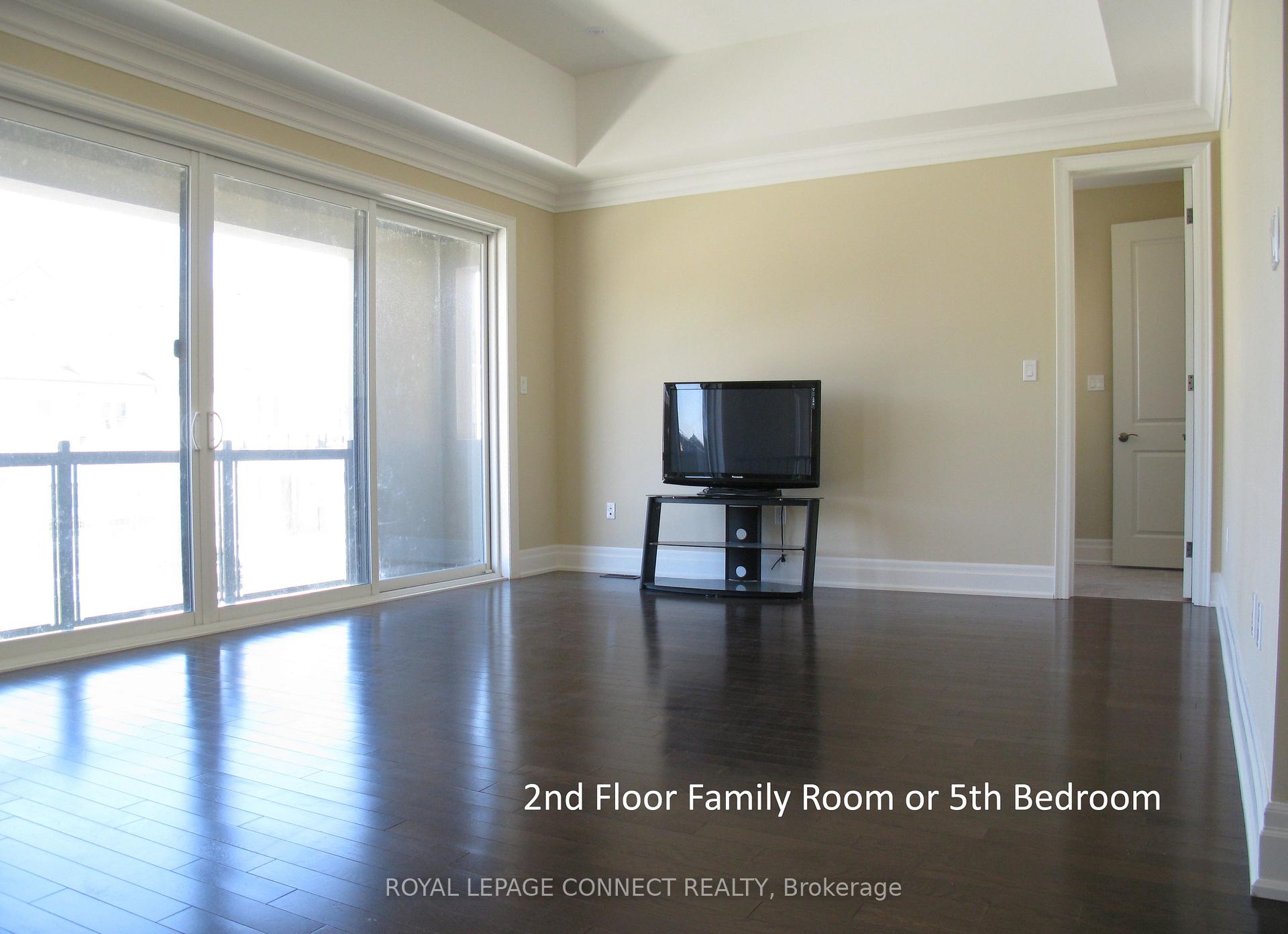 Photo 15 of 63 Hurst Avenue, Vaughan, Patterson — HOMEH