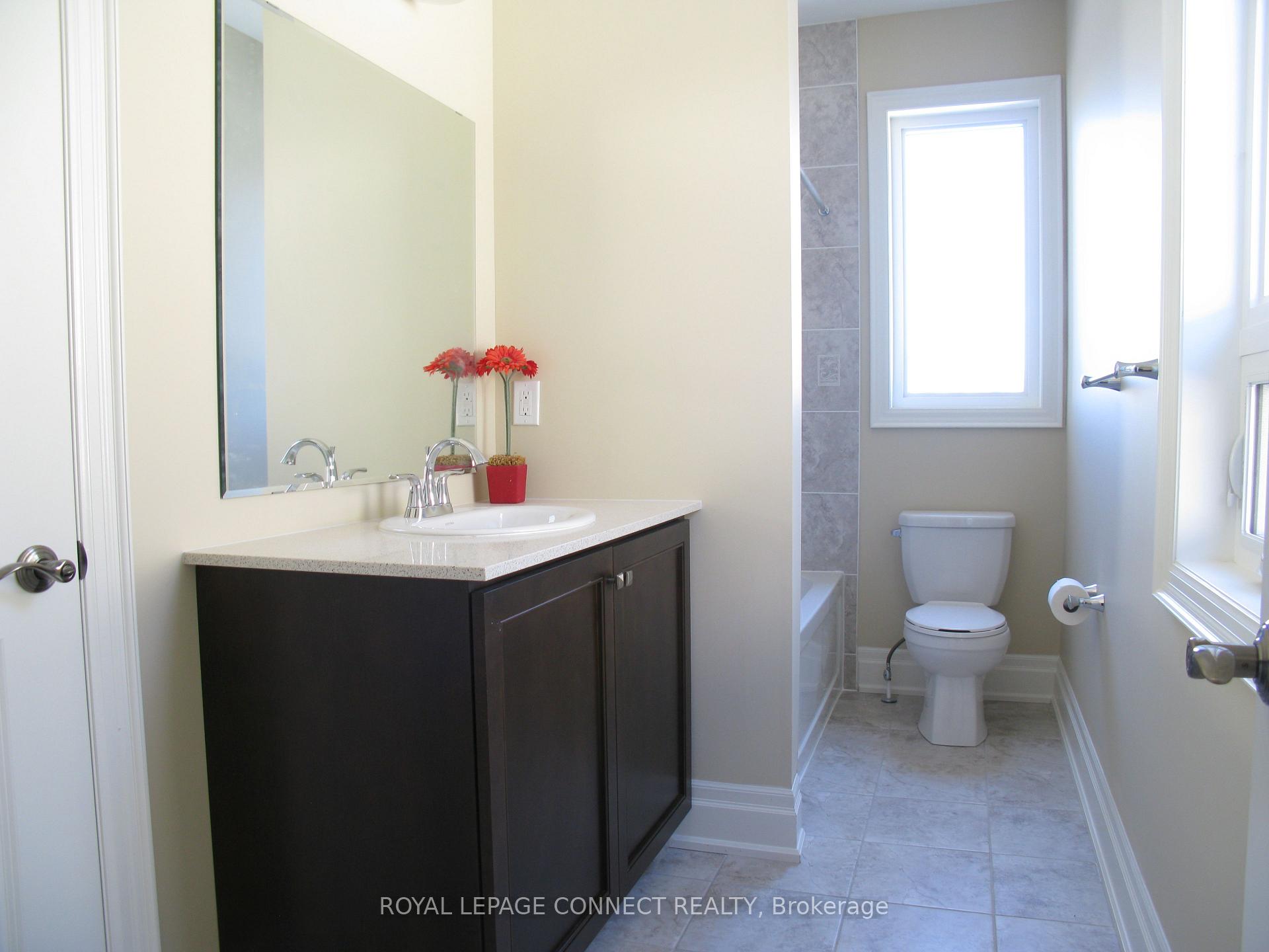 Photo 23 of 63 Hurst Avenue, Vaughan, Patterson — HOMEH