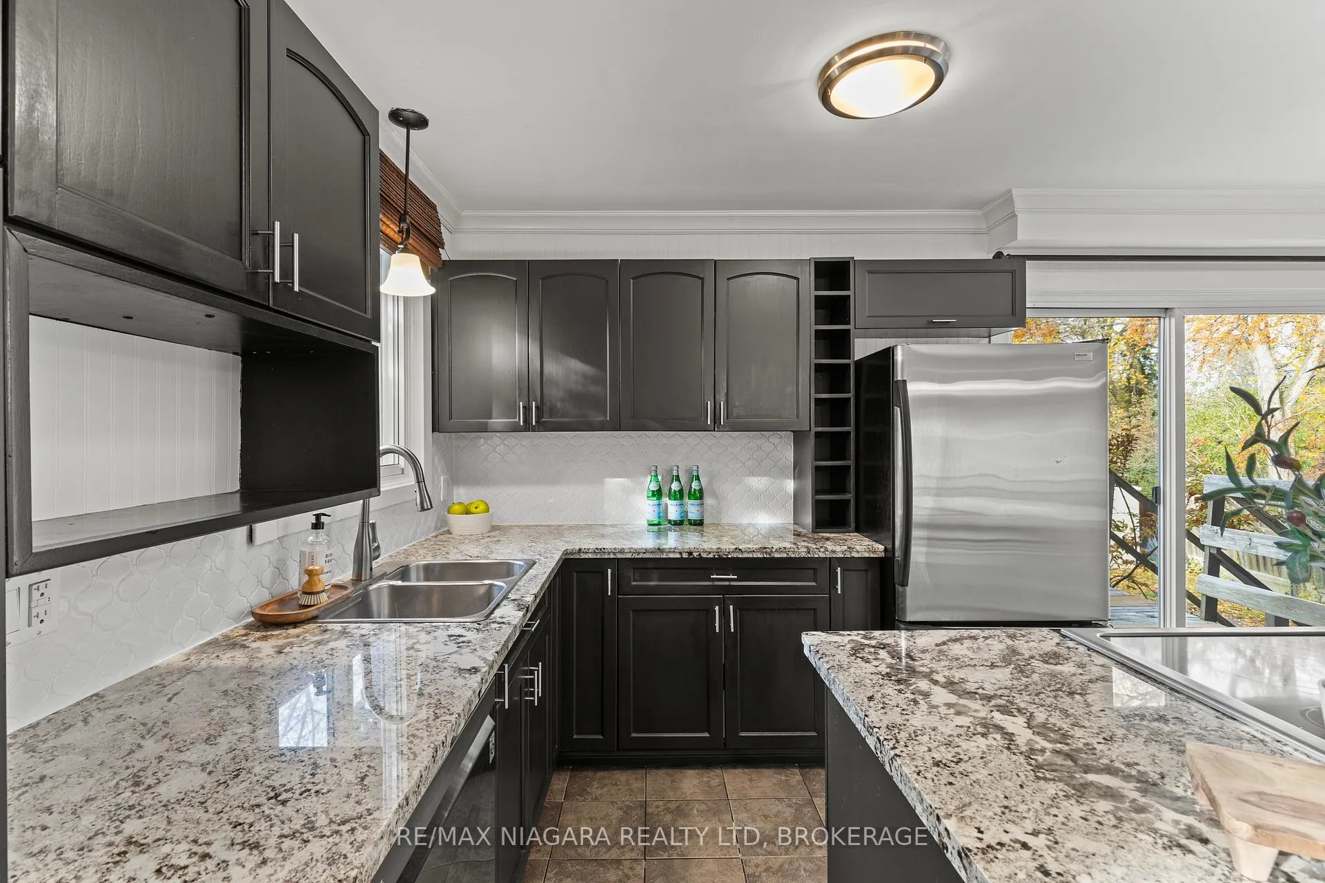 Photo 10 of 115 Edgar Street, Welland, Prince Charles — HOMEH