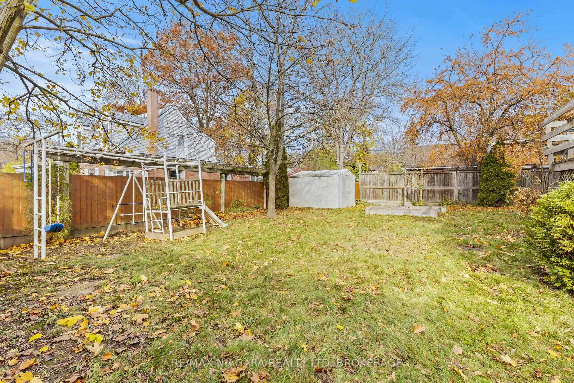 Photo 34 of 115 Edgar Street, Welland, Prince Charles — HOMEH