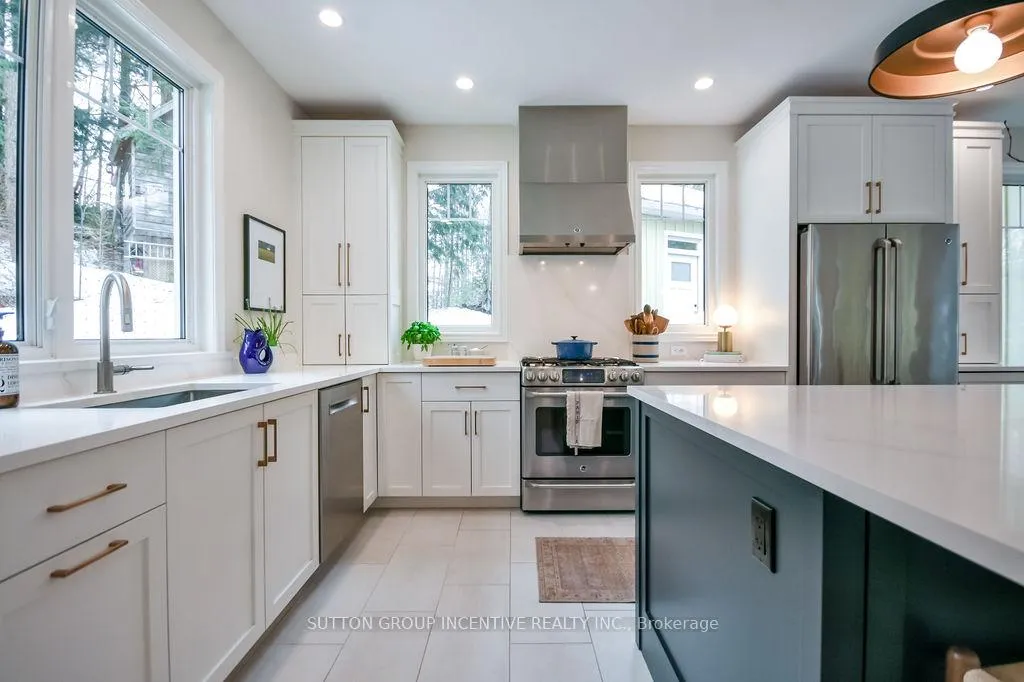 Photo 8 of 11 Beechwood Road, Oro-Medonte, Horseshoe Valley — HOMEH