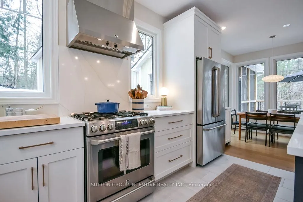 Photo 10 of 11 Beechwood Road, Oro-Medonte, Horseshoe Valley — HOMEH