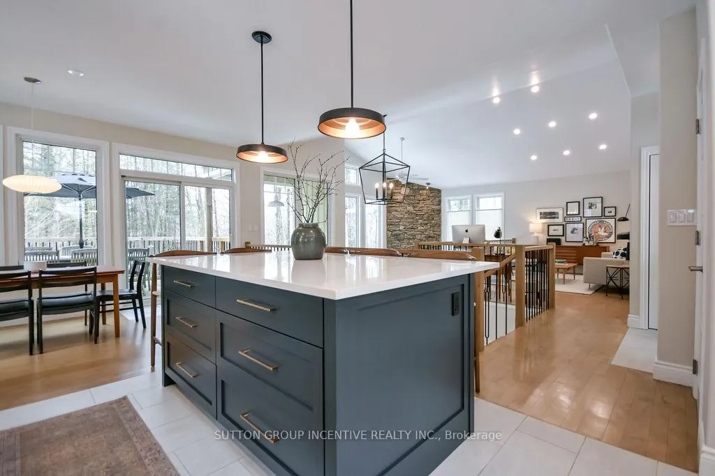 Photo 14 of 11 Beechwood Road, Oro-Medonte, Horseshoe Valley — HOMEH