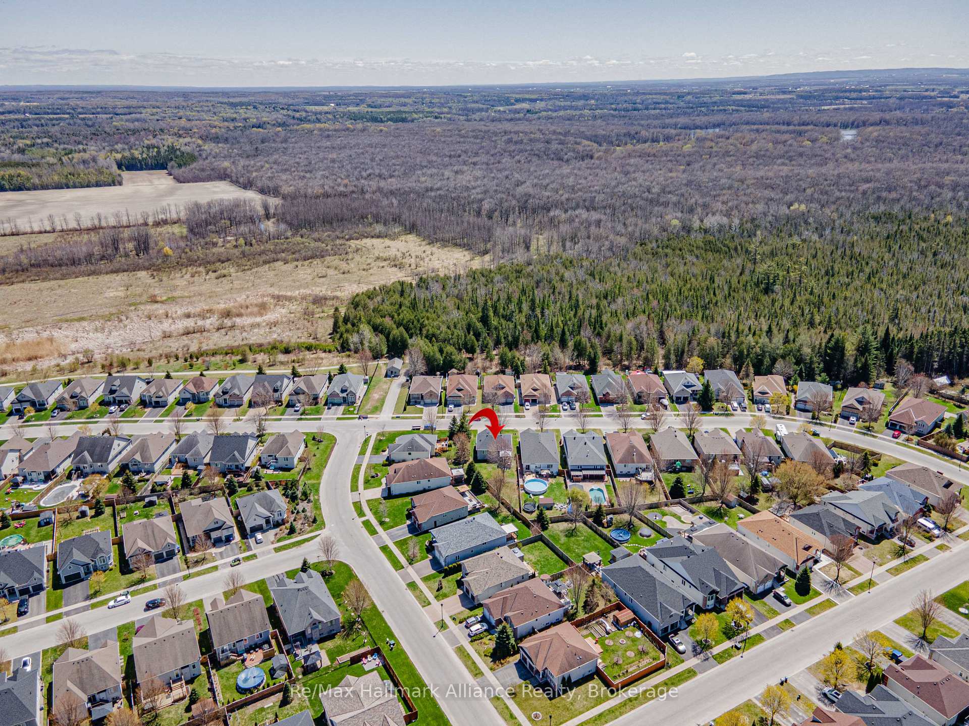 Photo 29 of 20 Meadowood Drive, Wasaga Beach — HOMEH