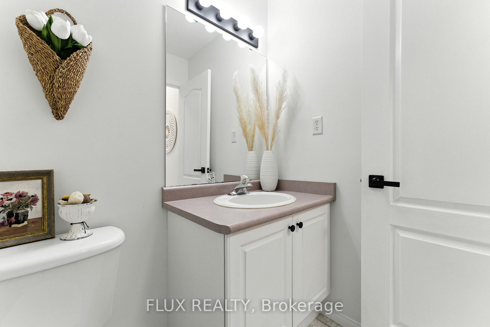 Photo 13 of 120 Reiber Court, Waterloo, Beechwood — HOMEH