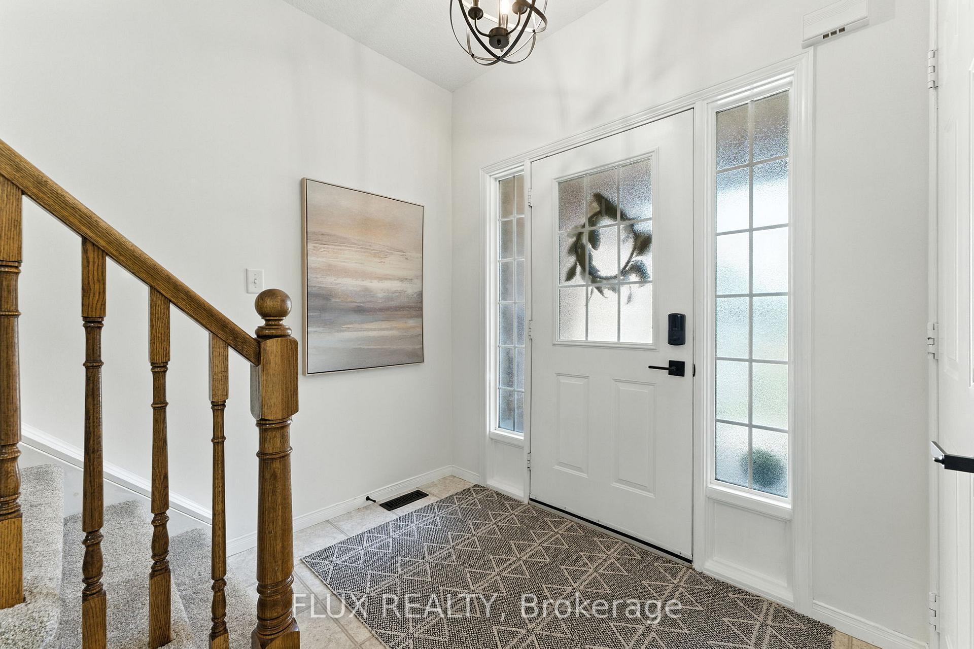 Photo 14 of 120 Reiber Court, Waterloo, Beechwood — HOMEH