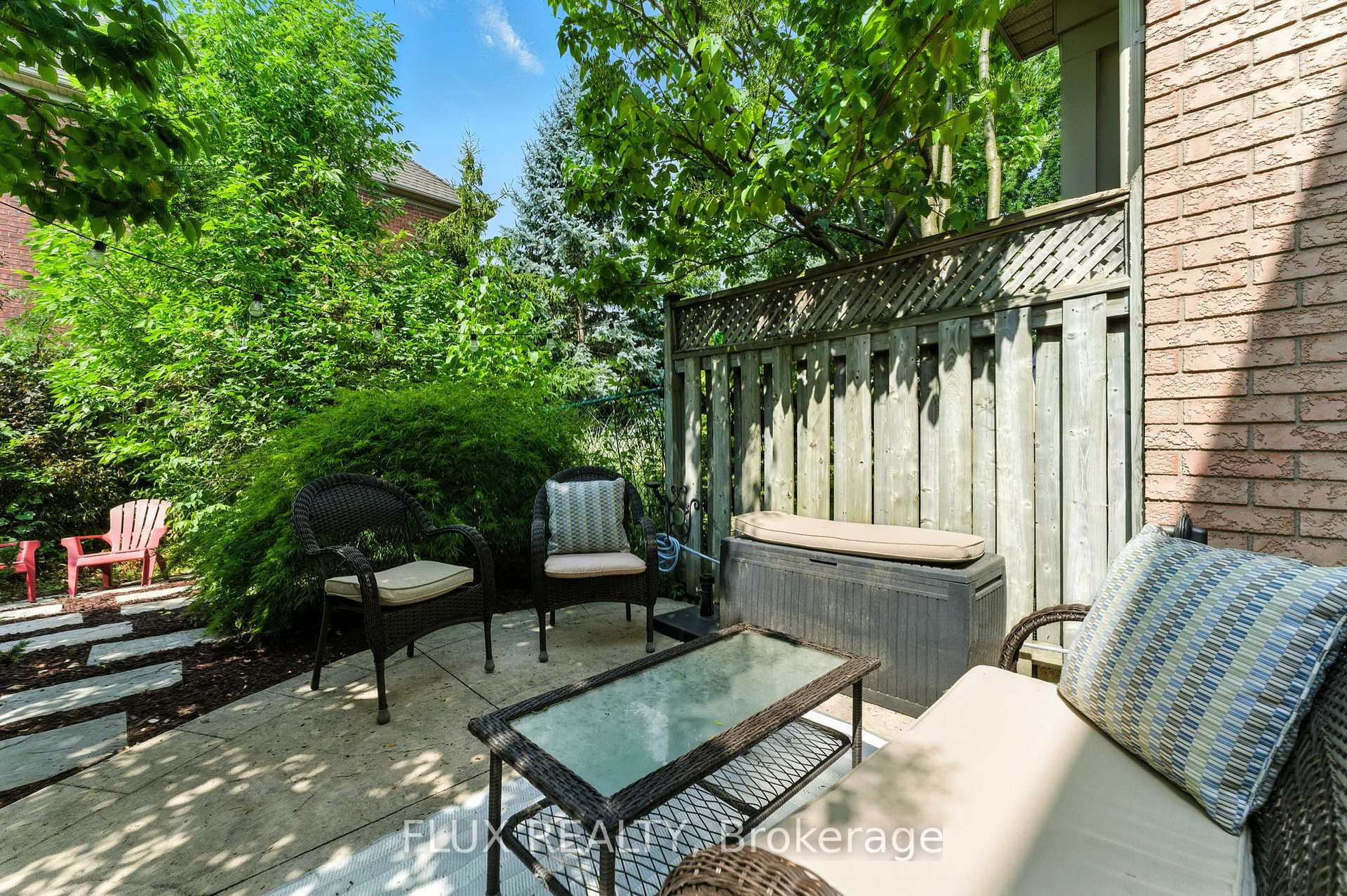 Photo 25 of 120 Reiber Court, Waterloo, Beechwood — HOMEH