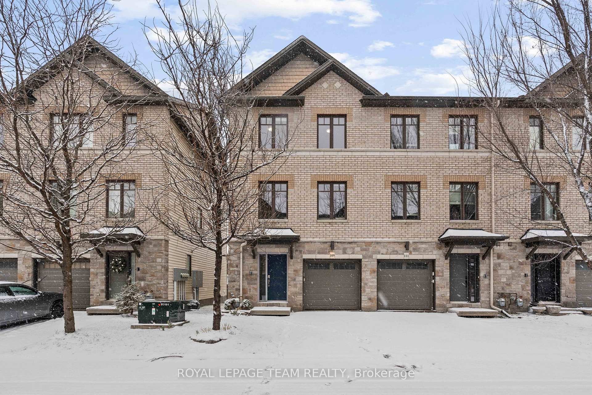 Photo 1 of 109 Brilia, Ottawa, Beacon Hill South — HOMEH
