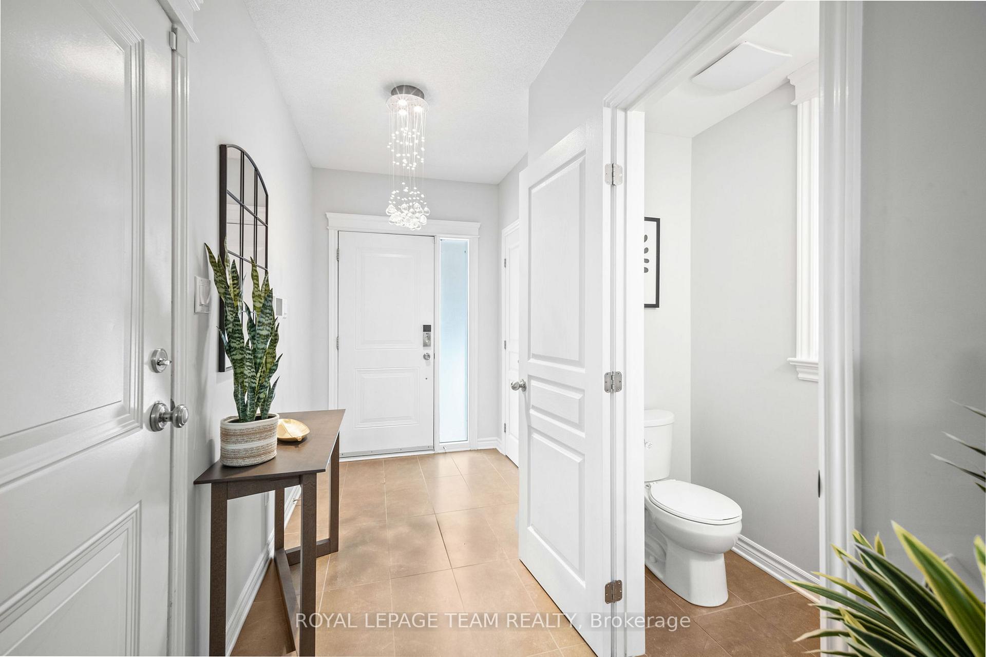Photo 3 of 109 Brilia, Ottawa, Beacon Hill South — HOMEH