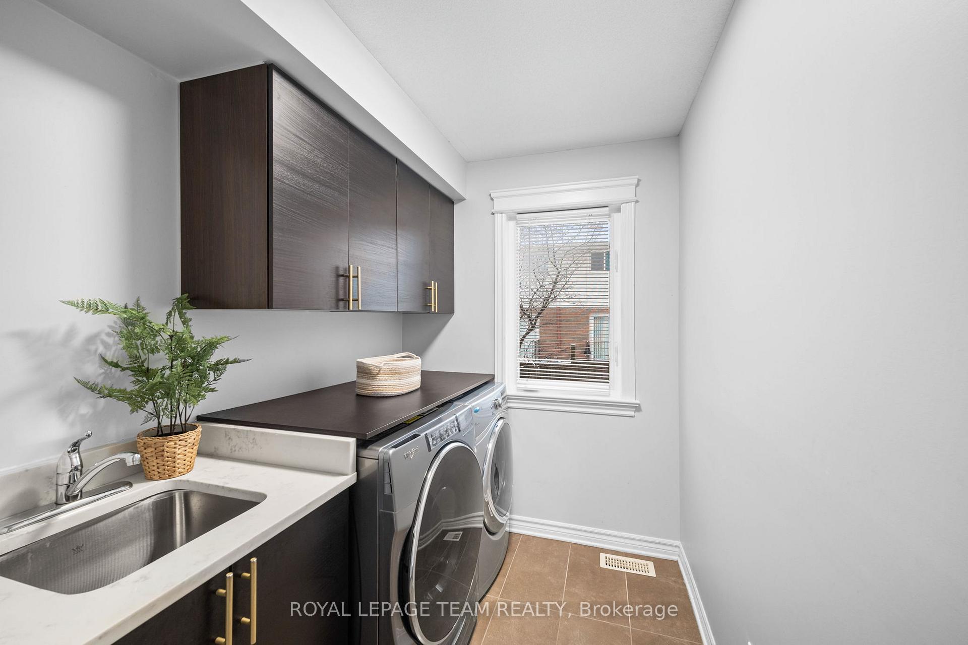 Photo 7 of 109 Brilia, Ottawa, Beacon Hill South — HOMEH