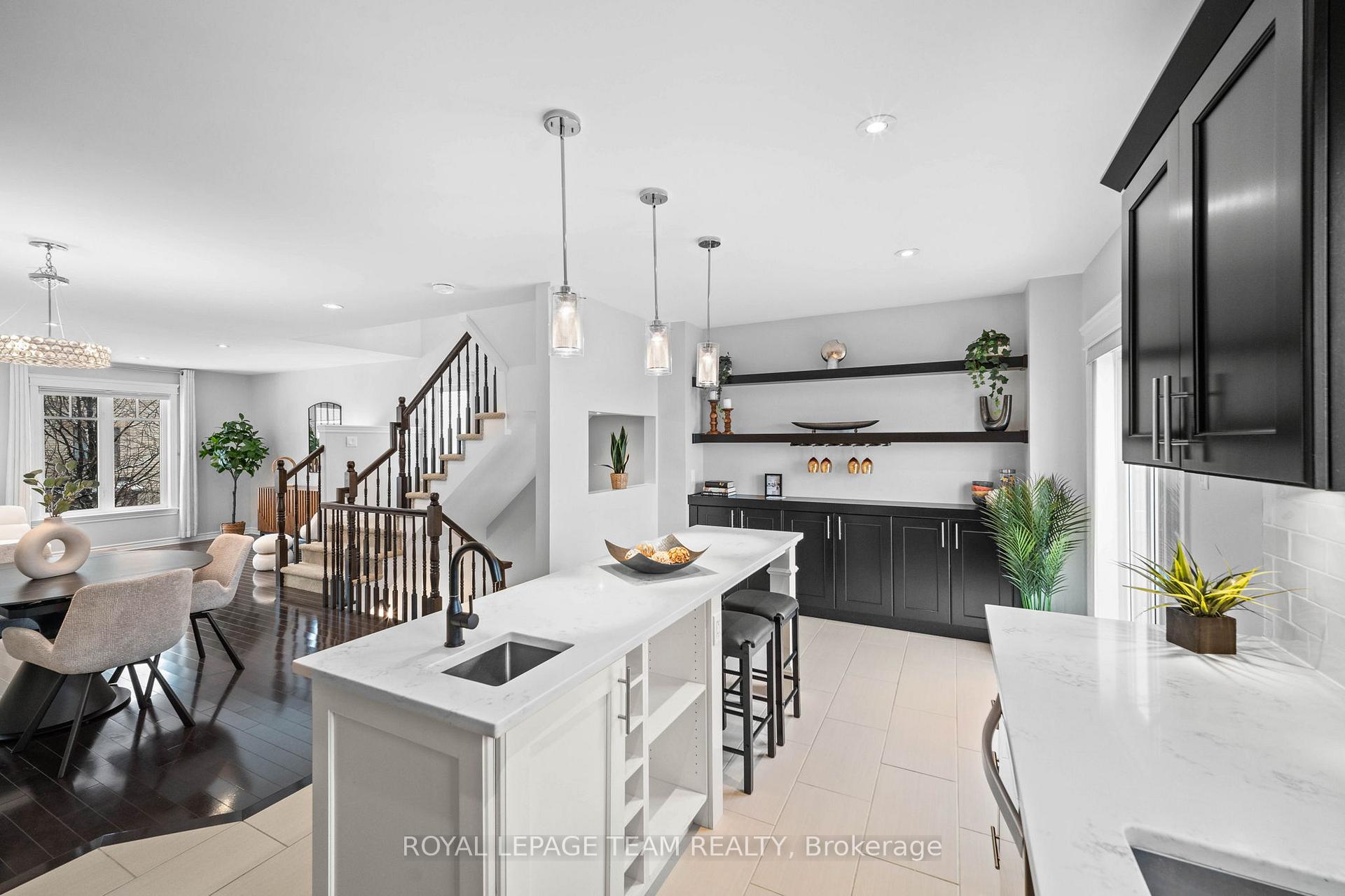 Photo 12 of 109 Brilia, Ottawa, Beacon Hill South — HOMEH