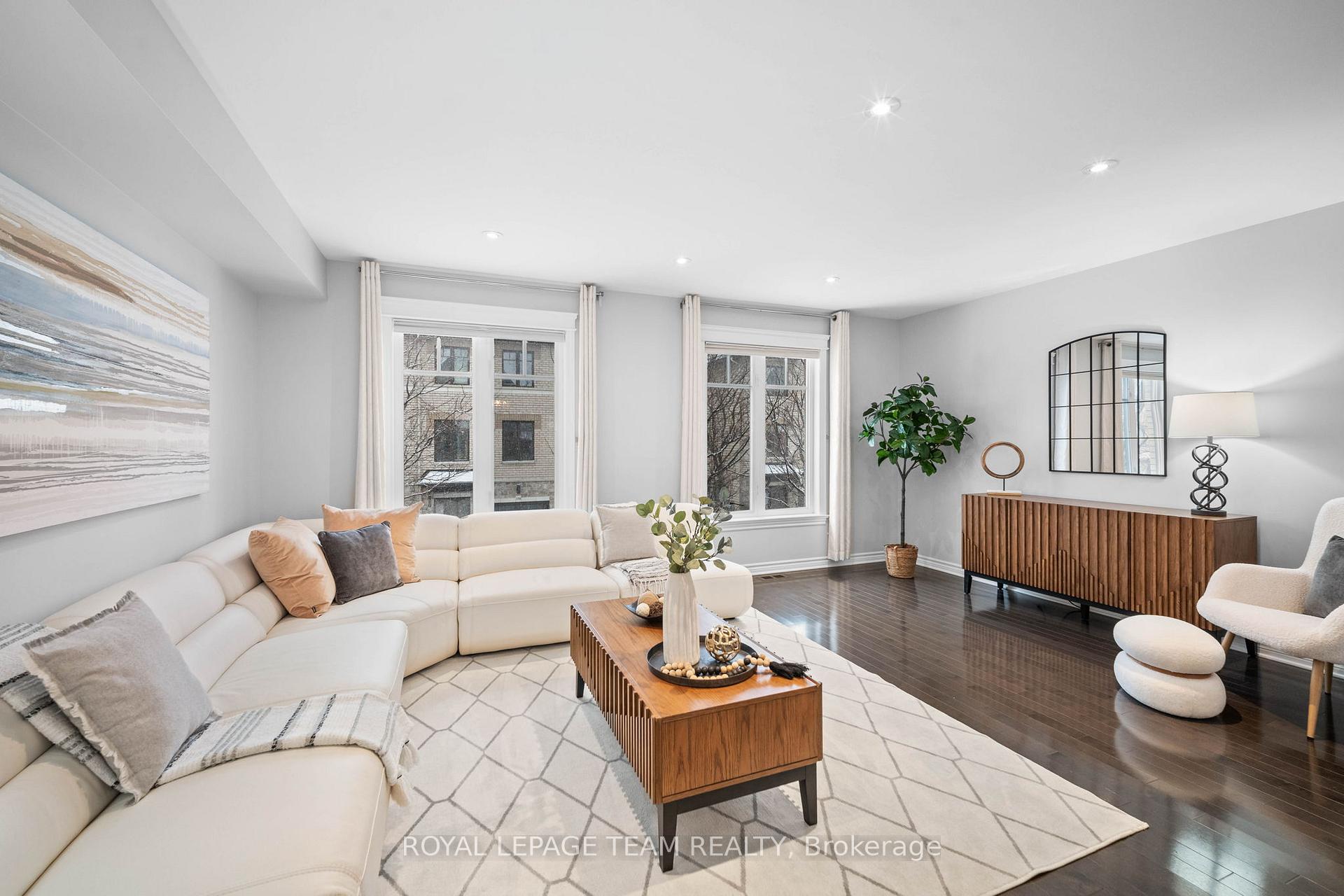 Photo 15 of 109 Brilia, Ottawa, Beacon Hill South — HOMEH