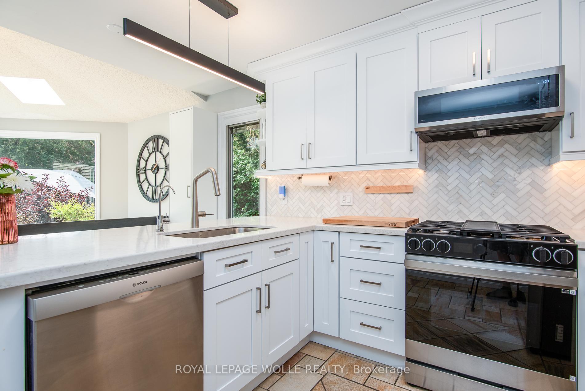 Photo 8 of 518 Baringham Place, Waterloo — HOMEH