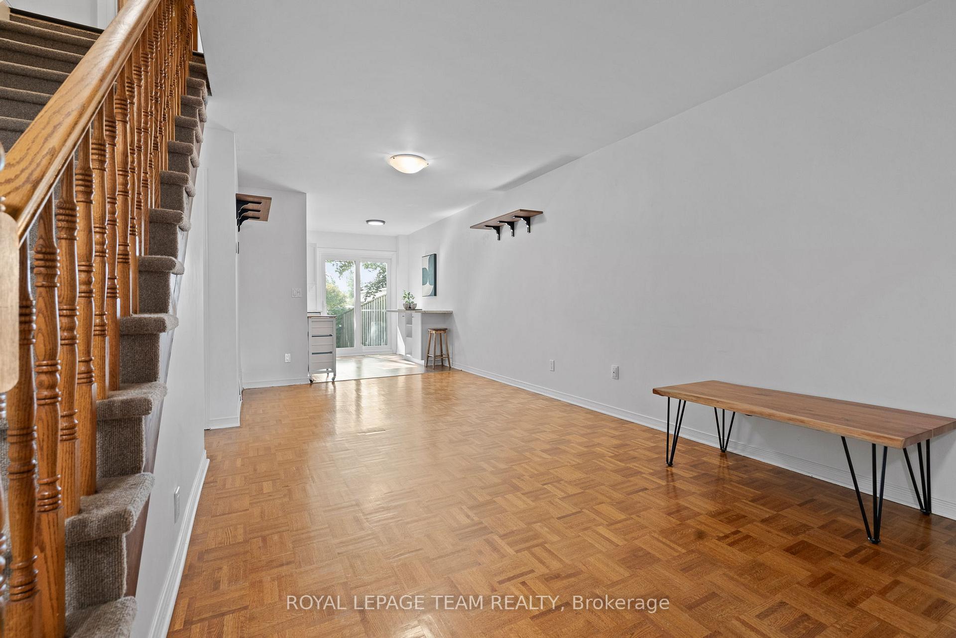 Photo 5 of 230 Currell Avenue, Ottawa, Westboro/Hampton Park — HOMEH