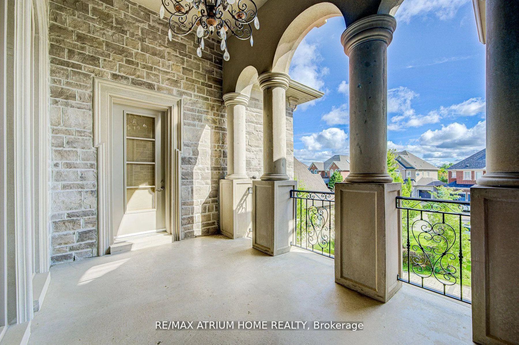 Photo 21 of 71 Grandvista Crescent, Vaughan, Vellore Village — HOMEH