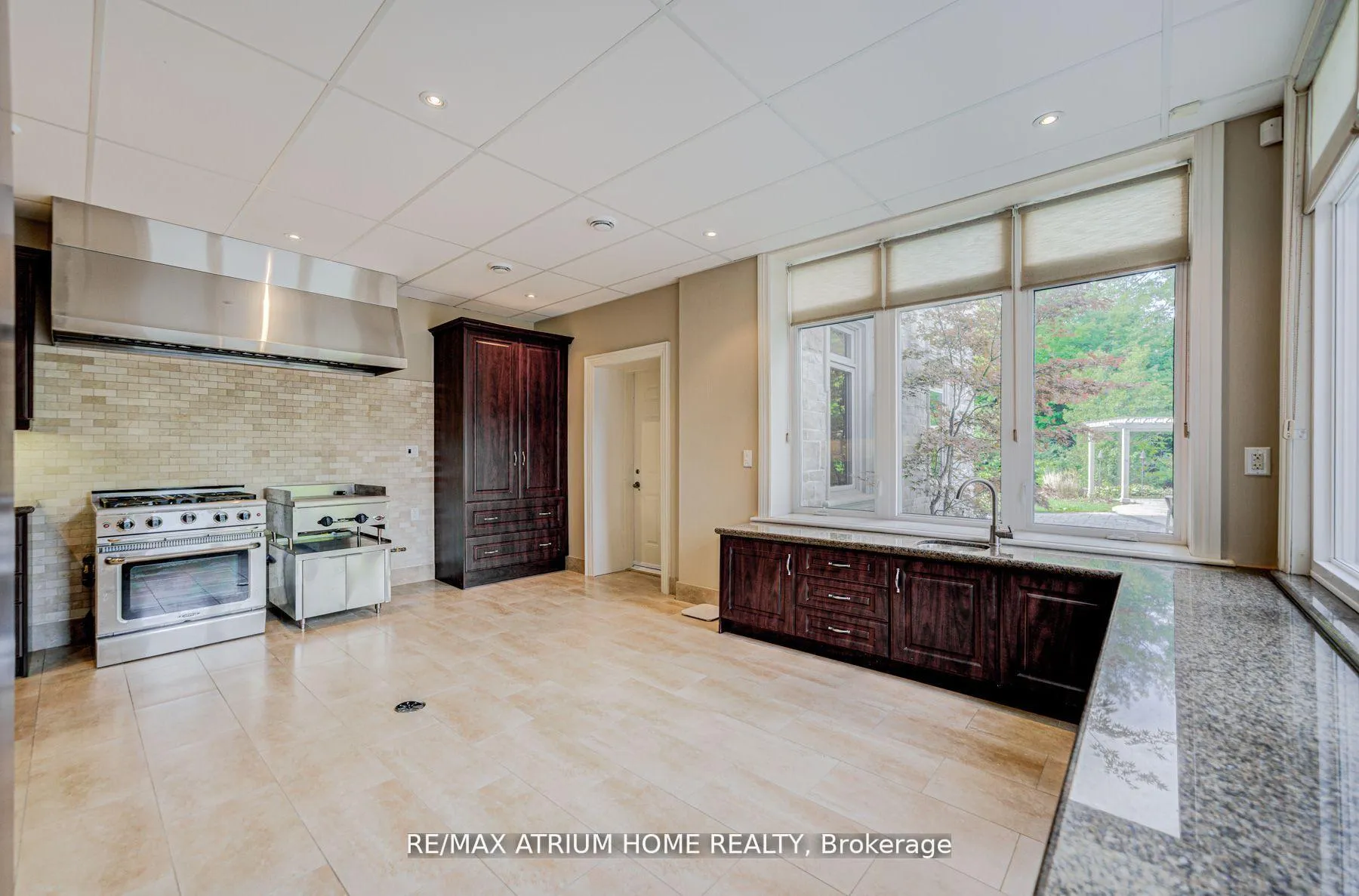 Photo 24 of 71 Grandvista Crescent, Vaughan, Vellore Village — HOMEH