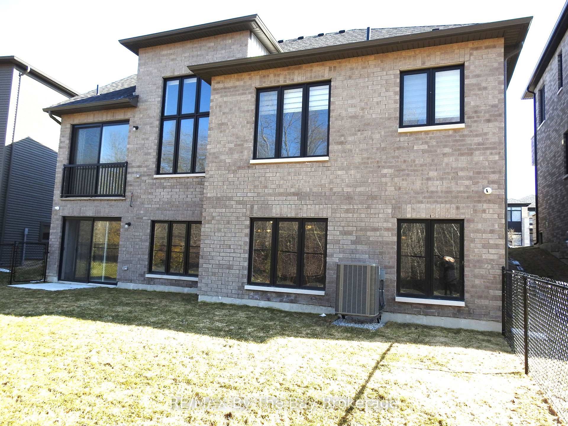 Photo 20 of 35 Del Ray Crescent, Wasaga Beach — HOMEH