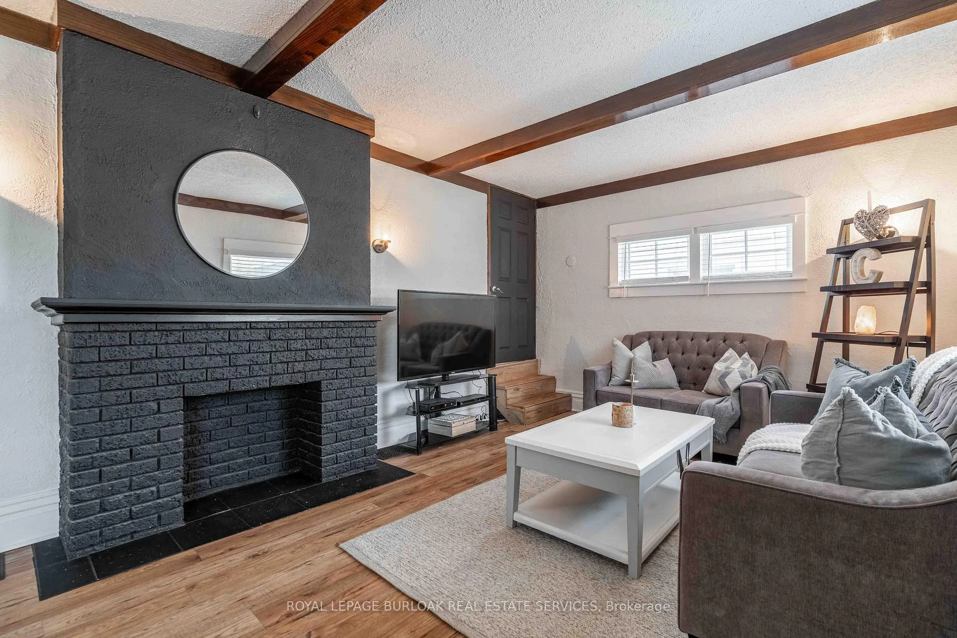 Photo 5 of 19 Margery Road, Welland, Welland Downtown — HOMEH