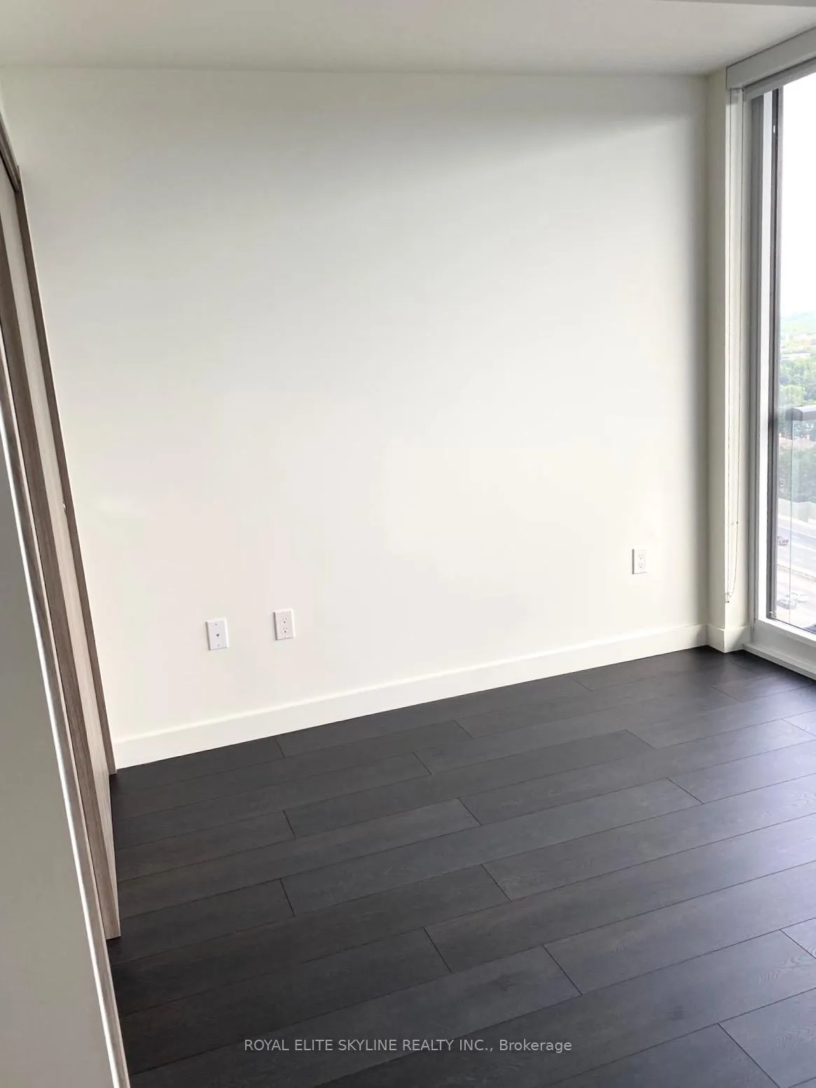 Photo 3 of Unit 2003, 95 Mcmahon Drive, North York, Bayview Village — HOMEH