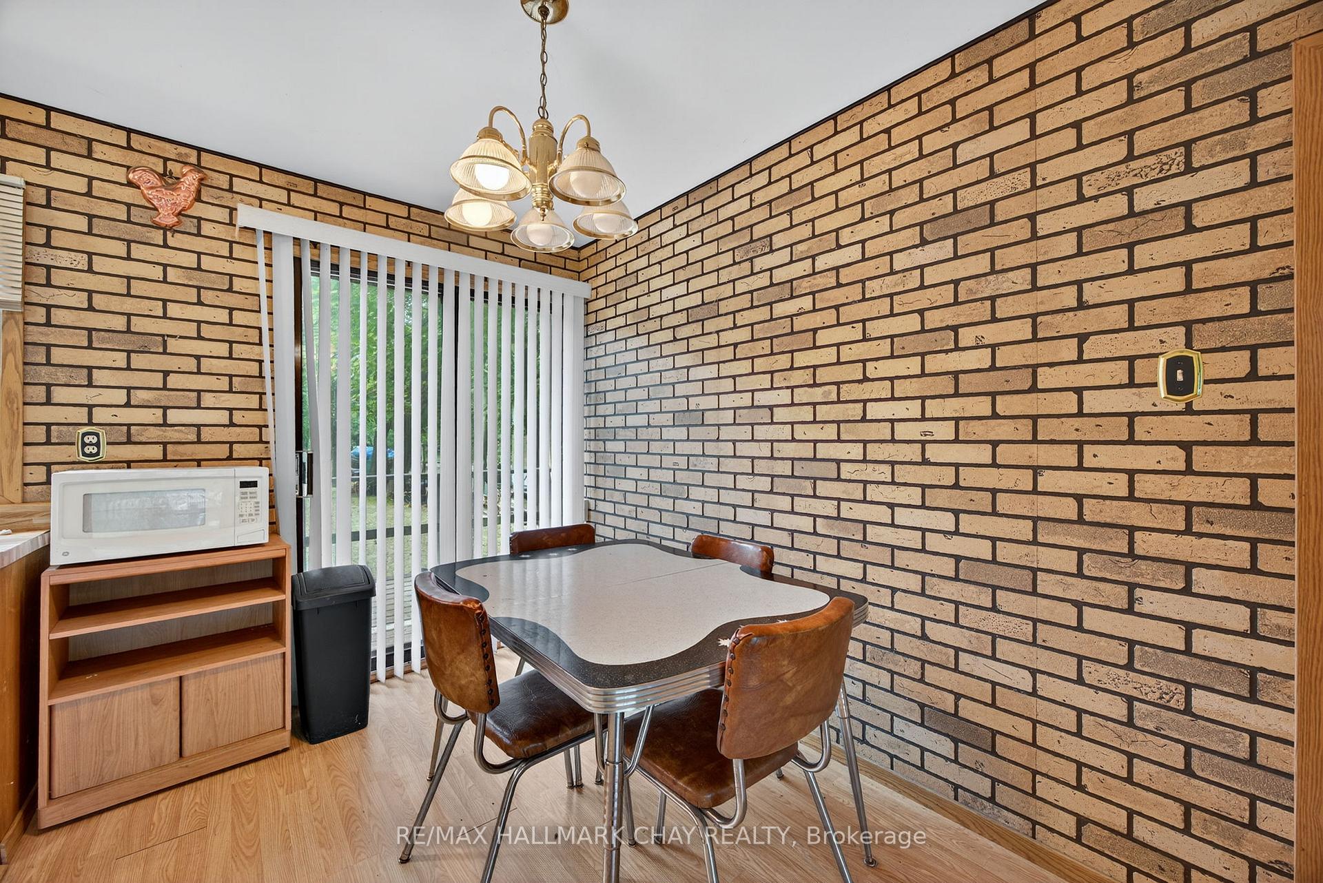 Photo 9 of 566 Oxbow Park Drive, Wasaga Beach — HOMEH
