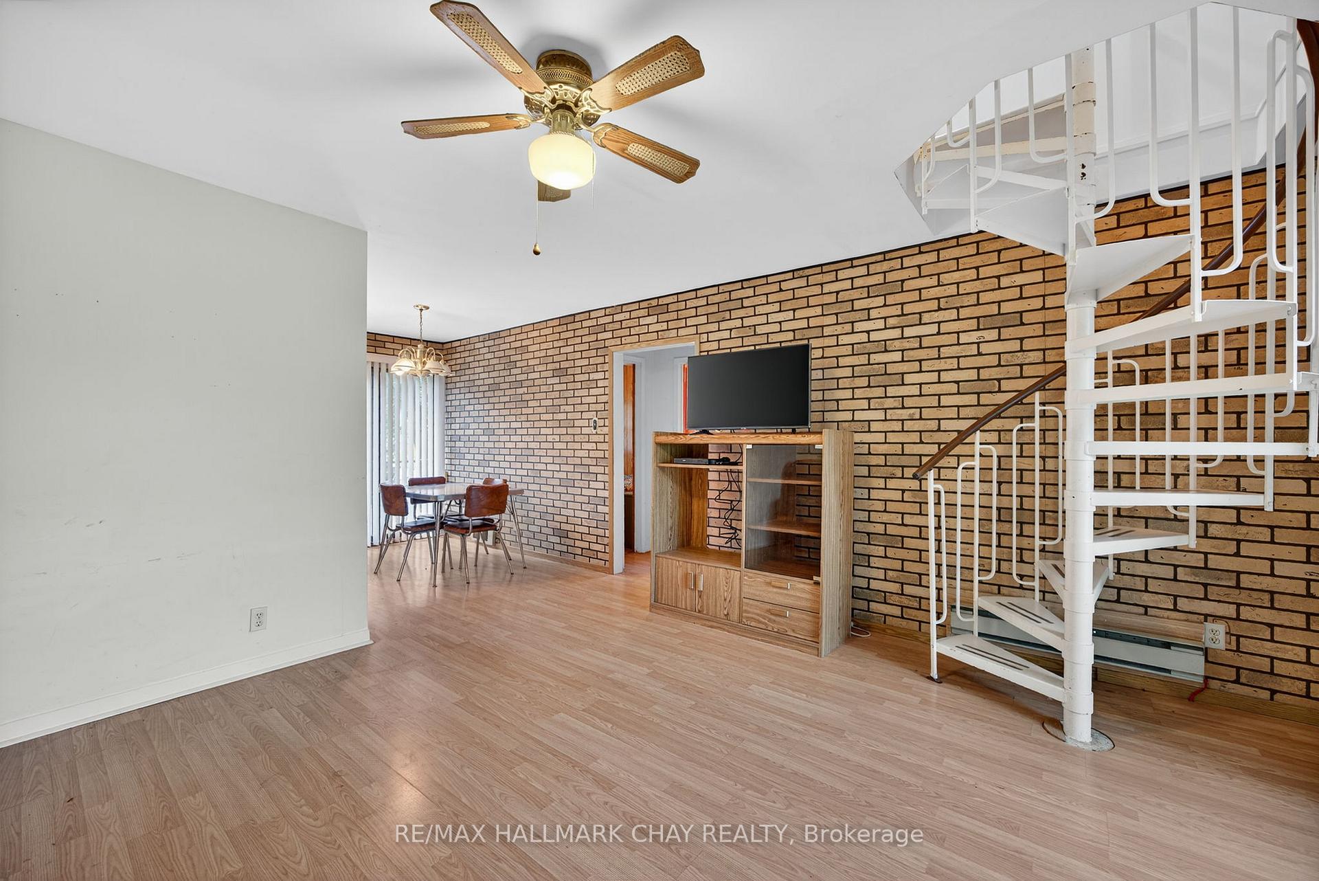 Photo 13 of 566 Oxbow Park Drive, Wasaga Beach — HOMEH