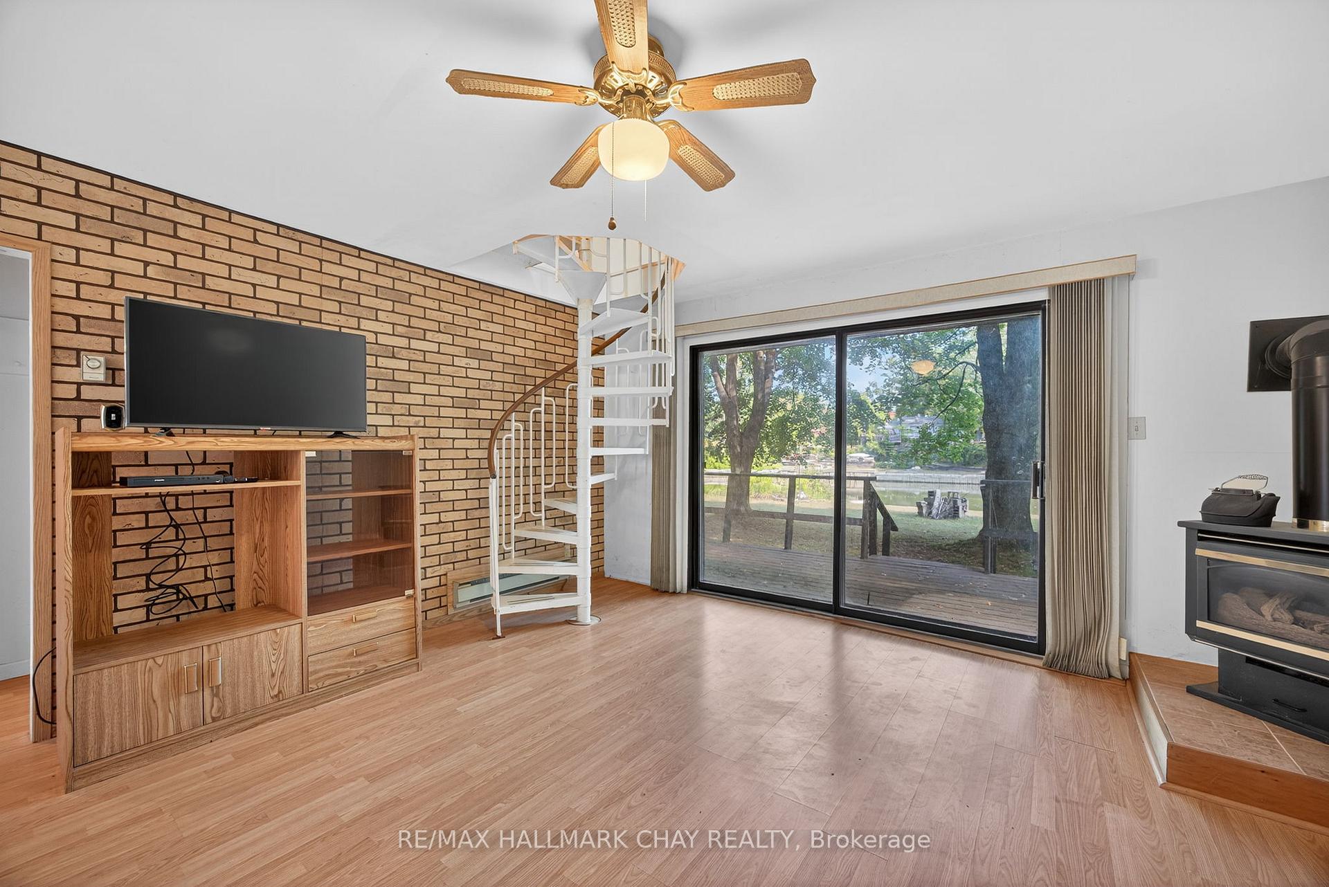Photo 14 of 566 Oxbow Park Drive, Wasaga Beach — HOMEH