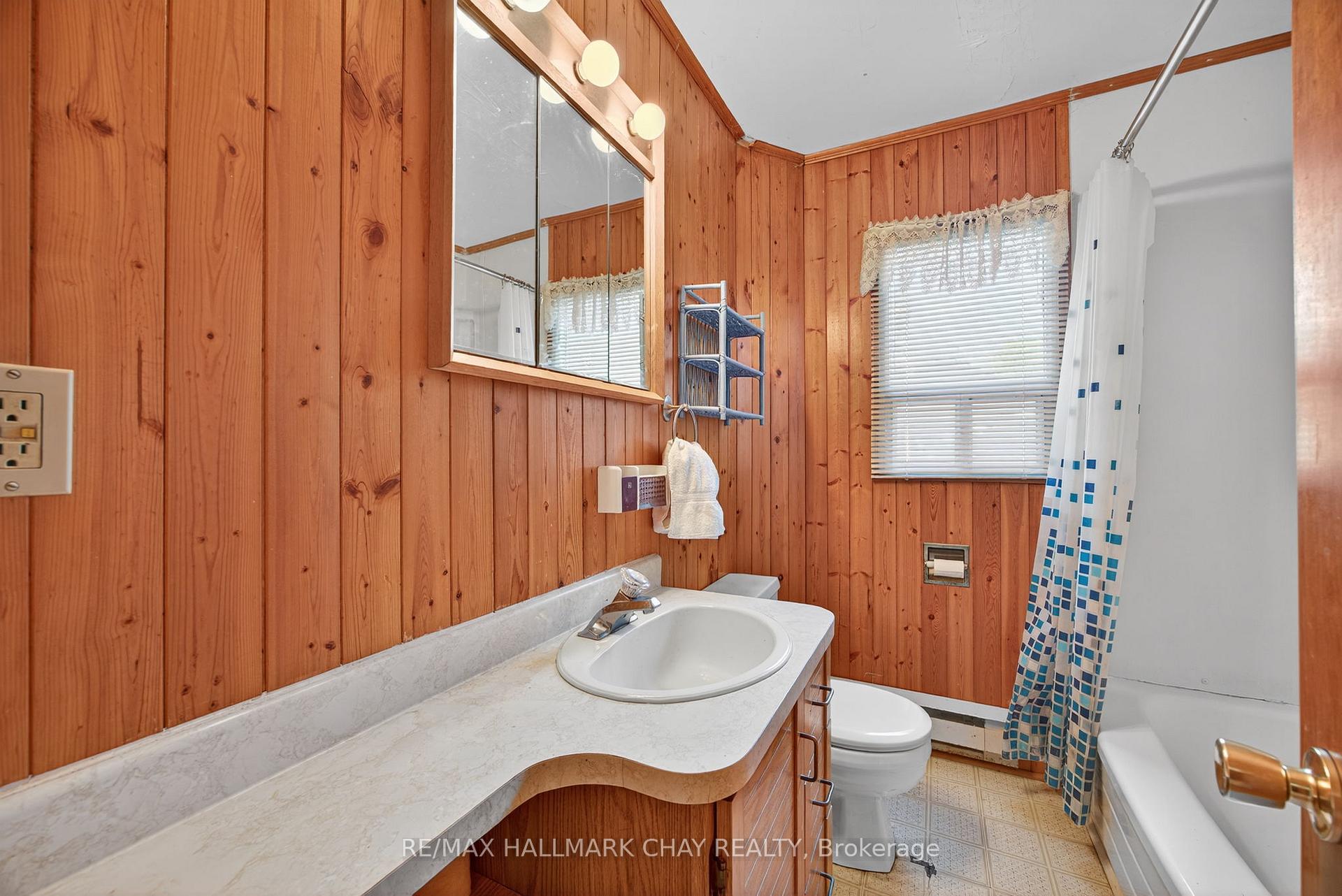 Photo 17 of 566 Oxbow Park Drive, Wasaga Beach — HOMEH