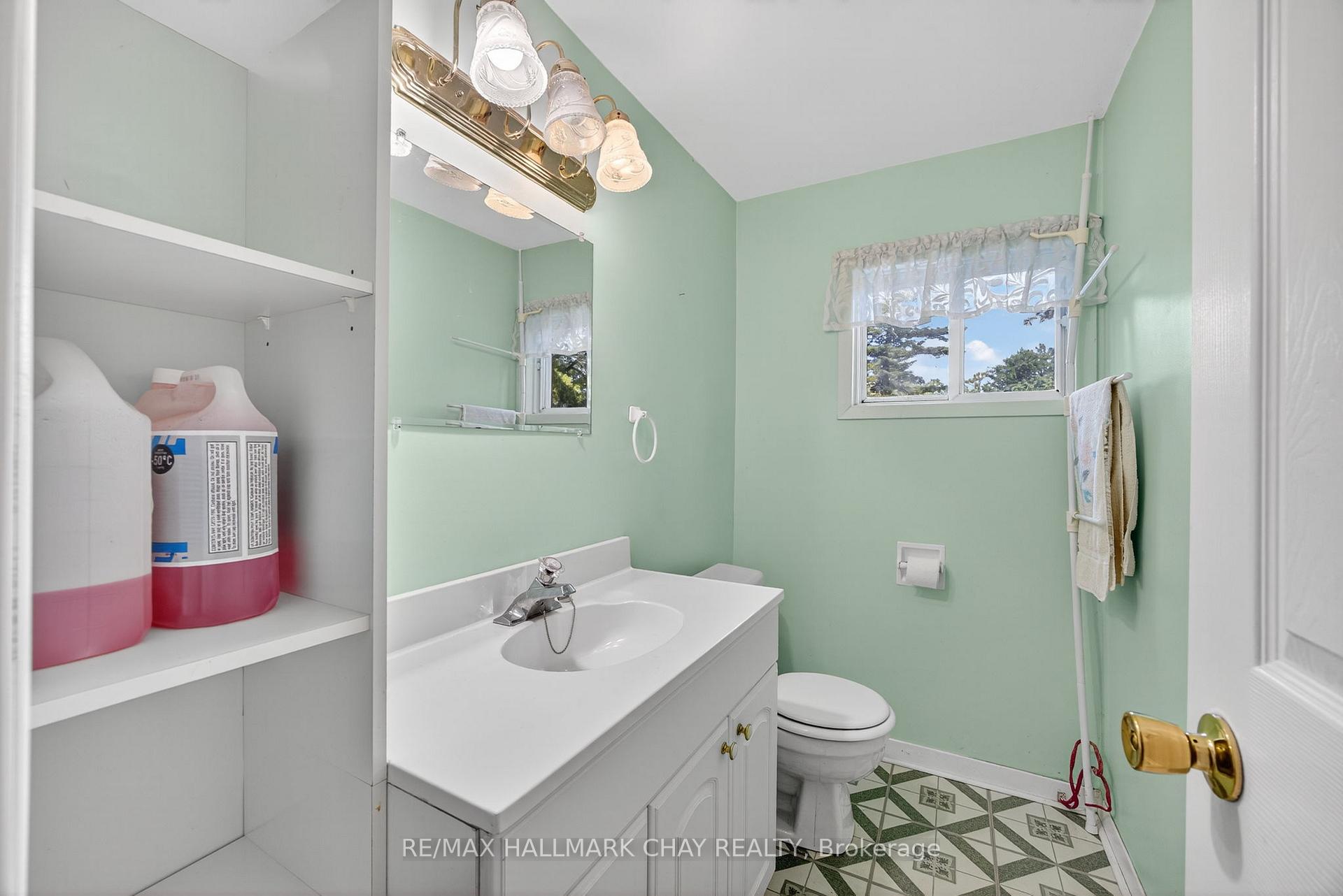 Photo 22 of 566 Oxbow Park Drive, Wasaga Beach — HOMEH