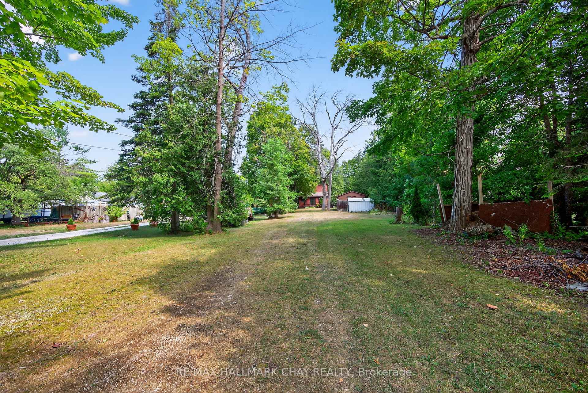 Photo 36 of 566 Oxbow Park Drive, Wasaga Beach — HOMEH