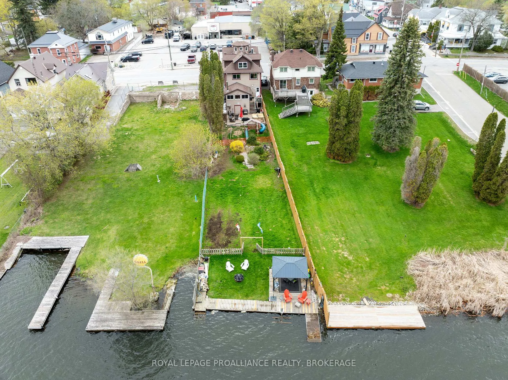 Photo 5 of 29 Main Street, Westport — HOMEH