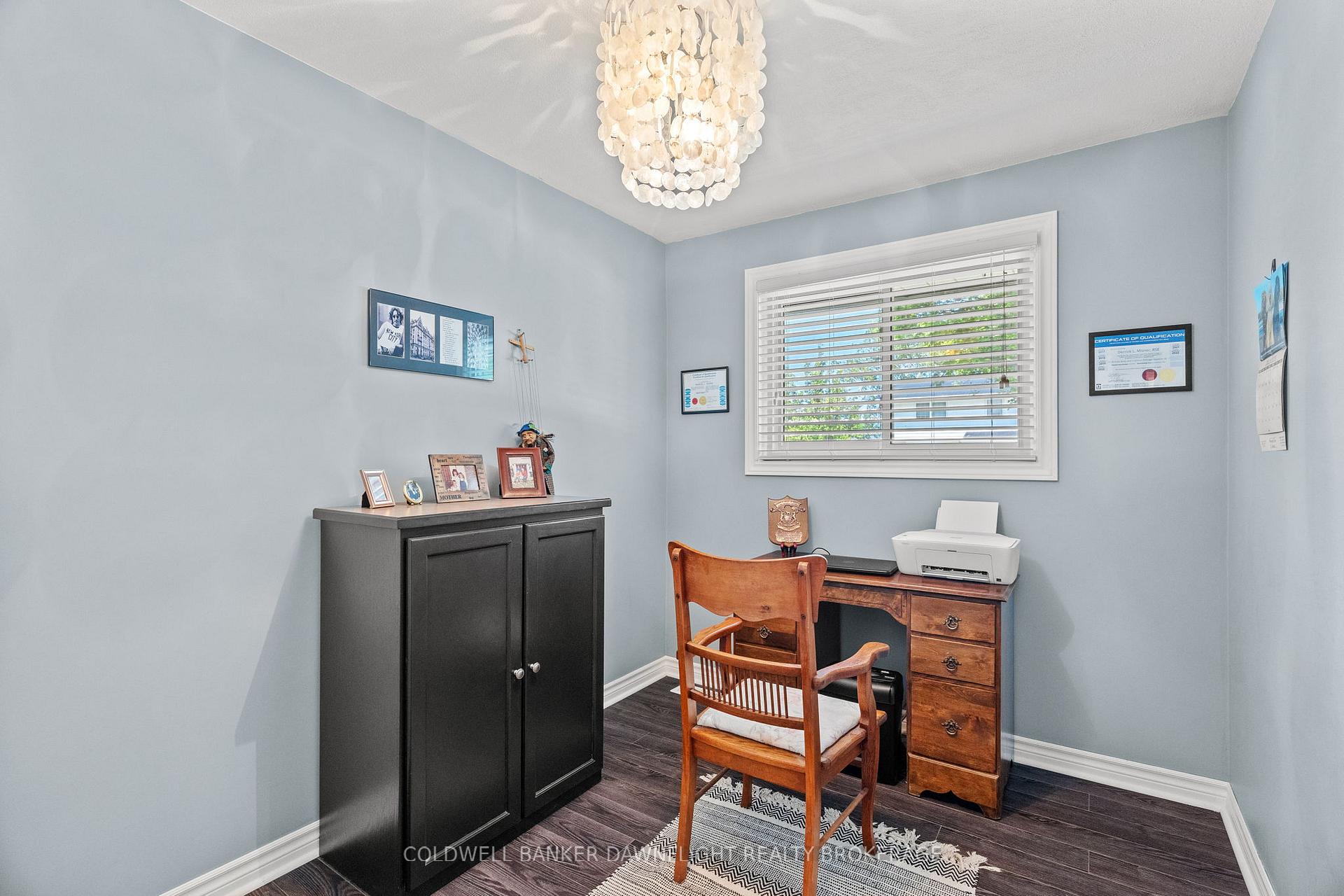 Photo 24 of 21 York Crescent, Bluewater, Hensall — HOMEH