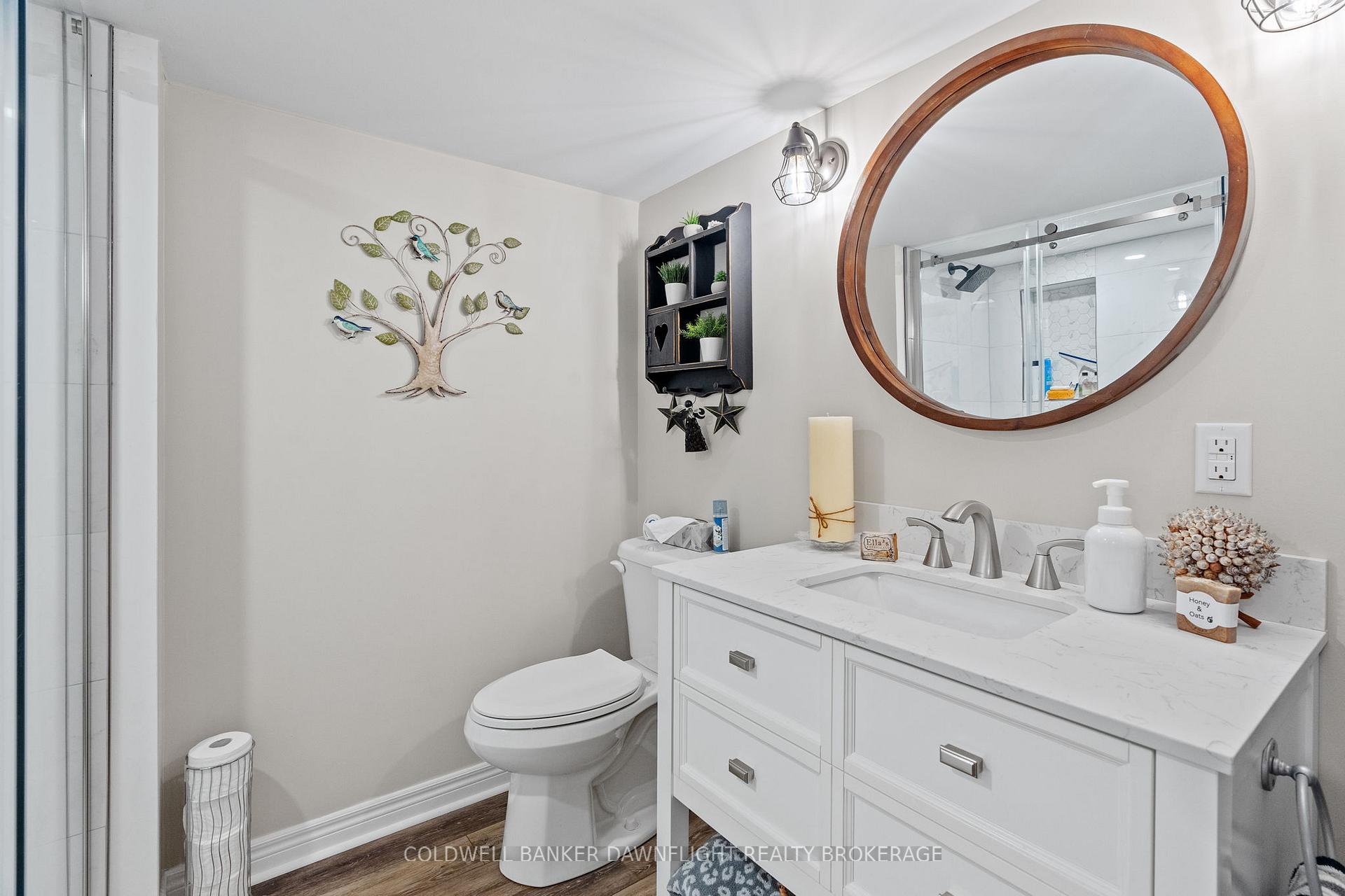 Photo 31 of 21 York Crescent, Bluewater, Hensall — HOMEH