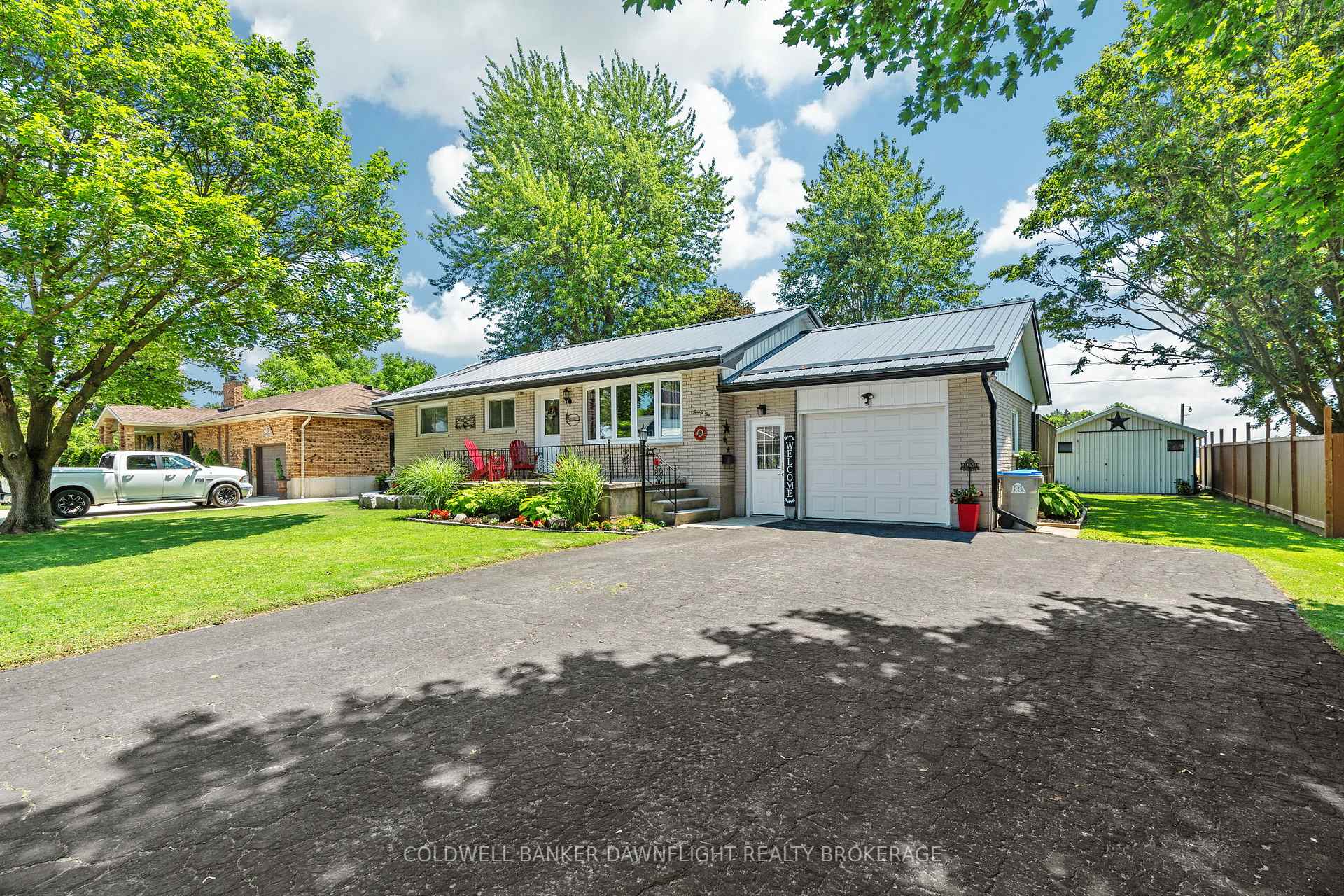 Photo 43 of 21 York Crescent, Bluewater, Hensall — HOMEH