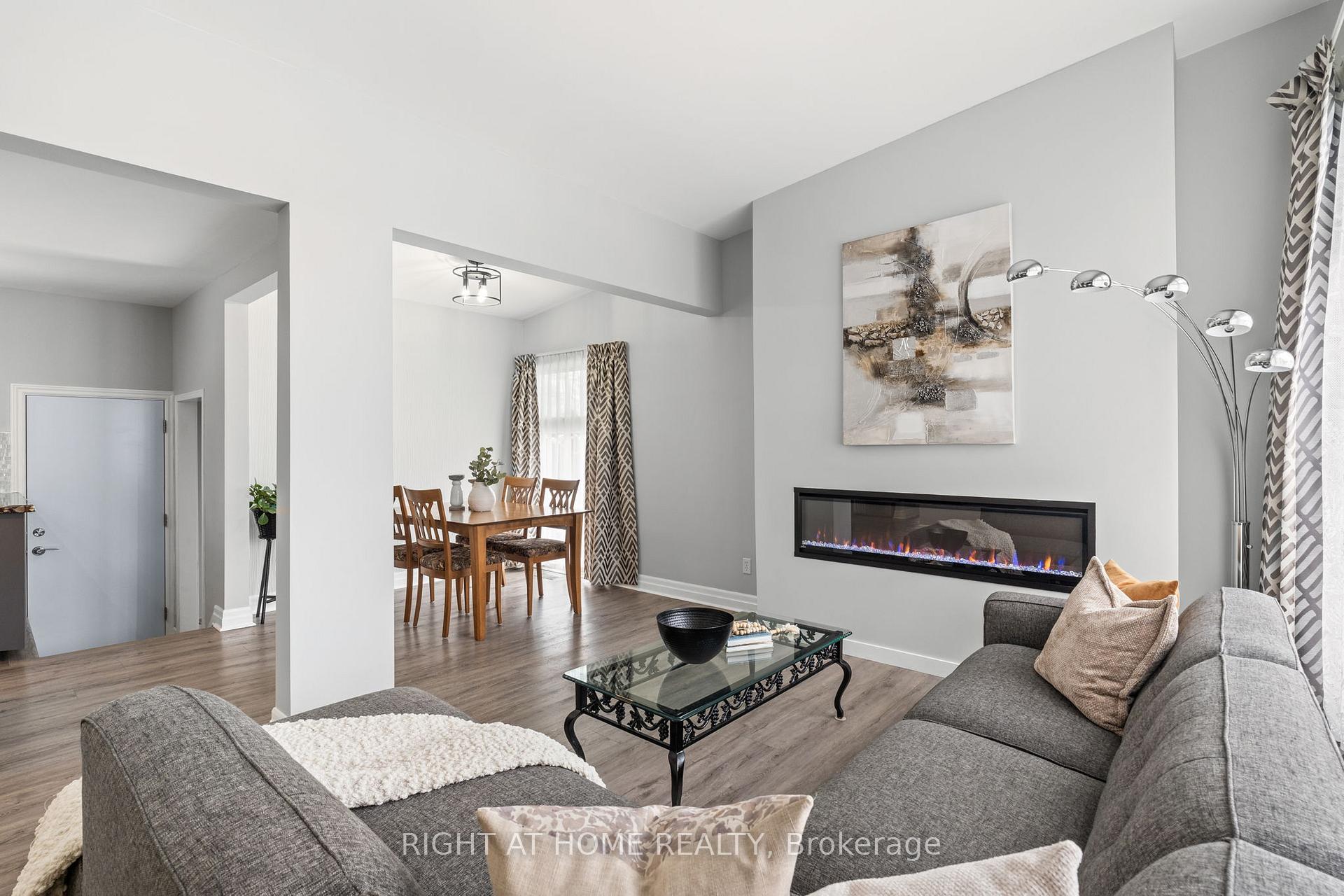 Photo 4 of 27 Thorncliff Place, Ottawa, Lynwood Village — HOMEH