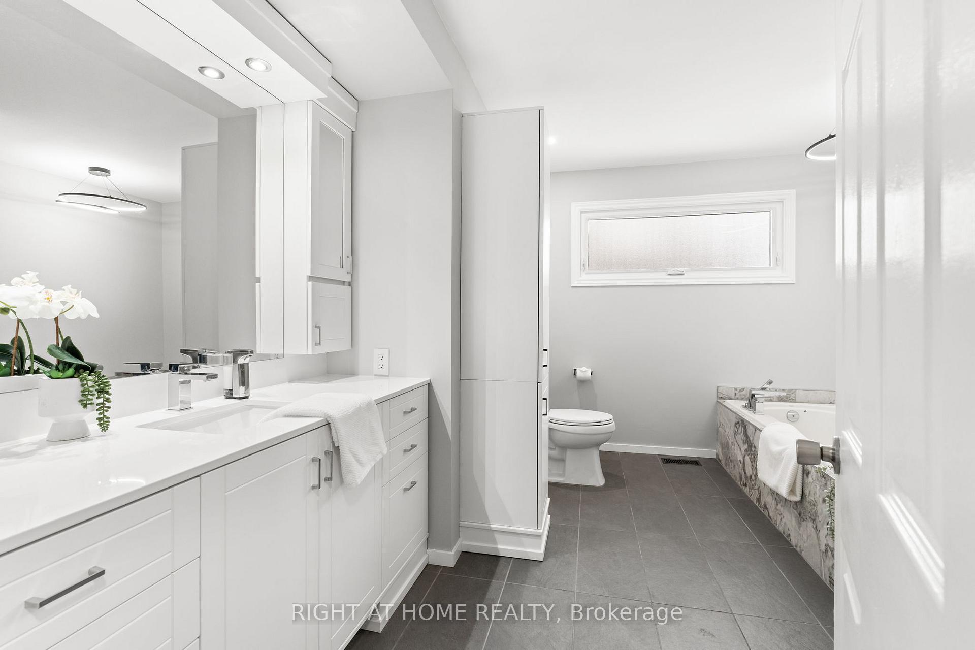Photo 19 of 27 Thorncliff Place, Ottawa, Lynwood Village — HOMEH