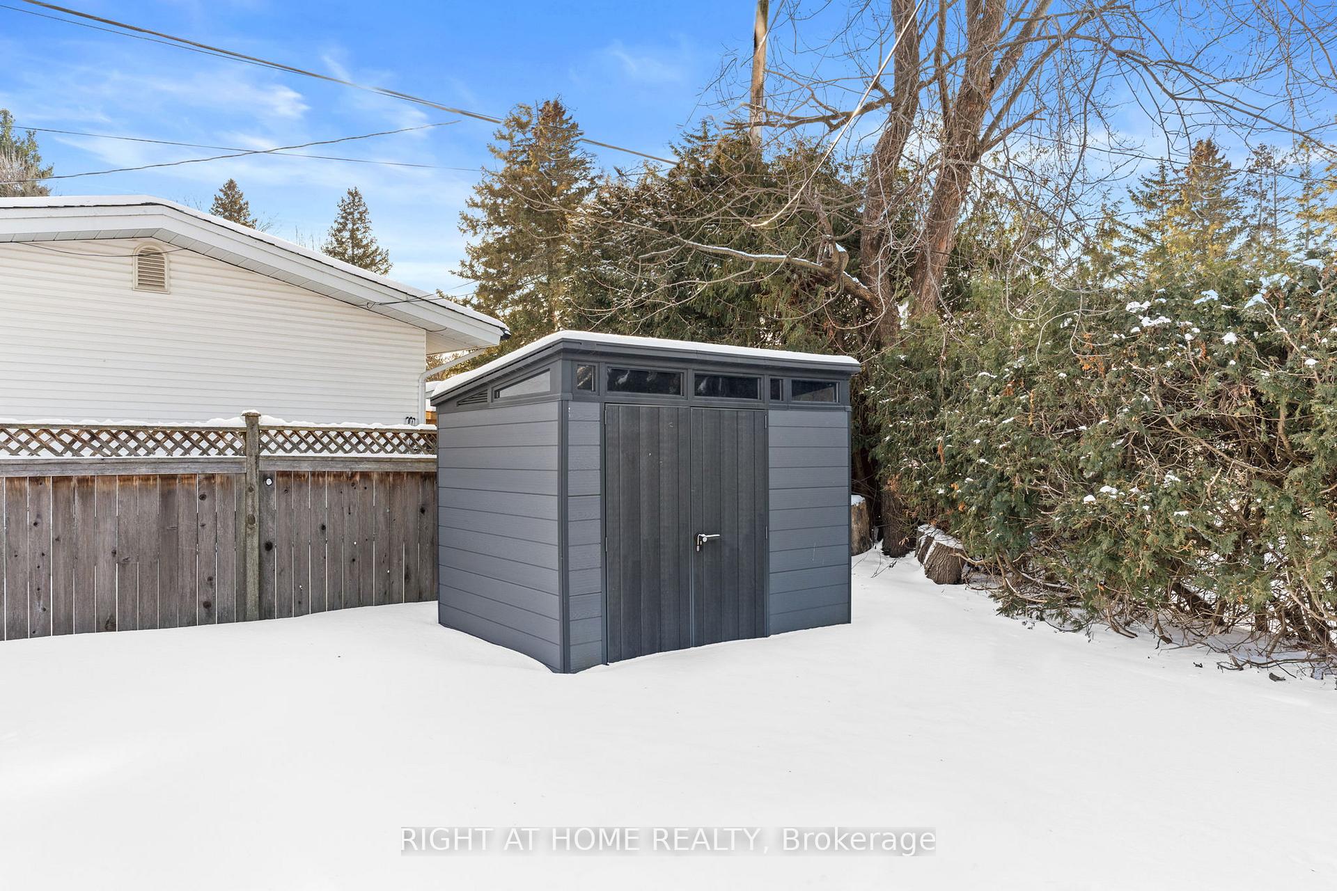 Photo 37 of 27 Thorncliff Place, Ottawa, Lynwood Village — HOMEH