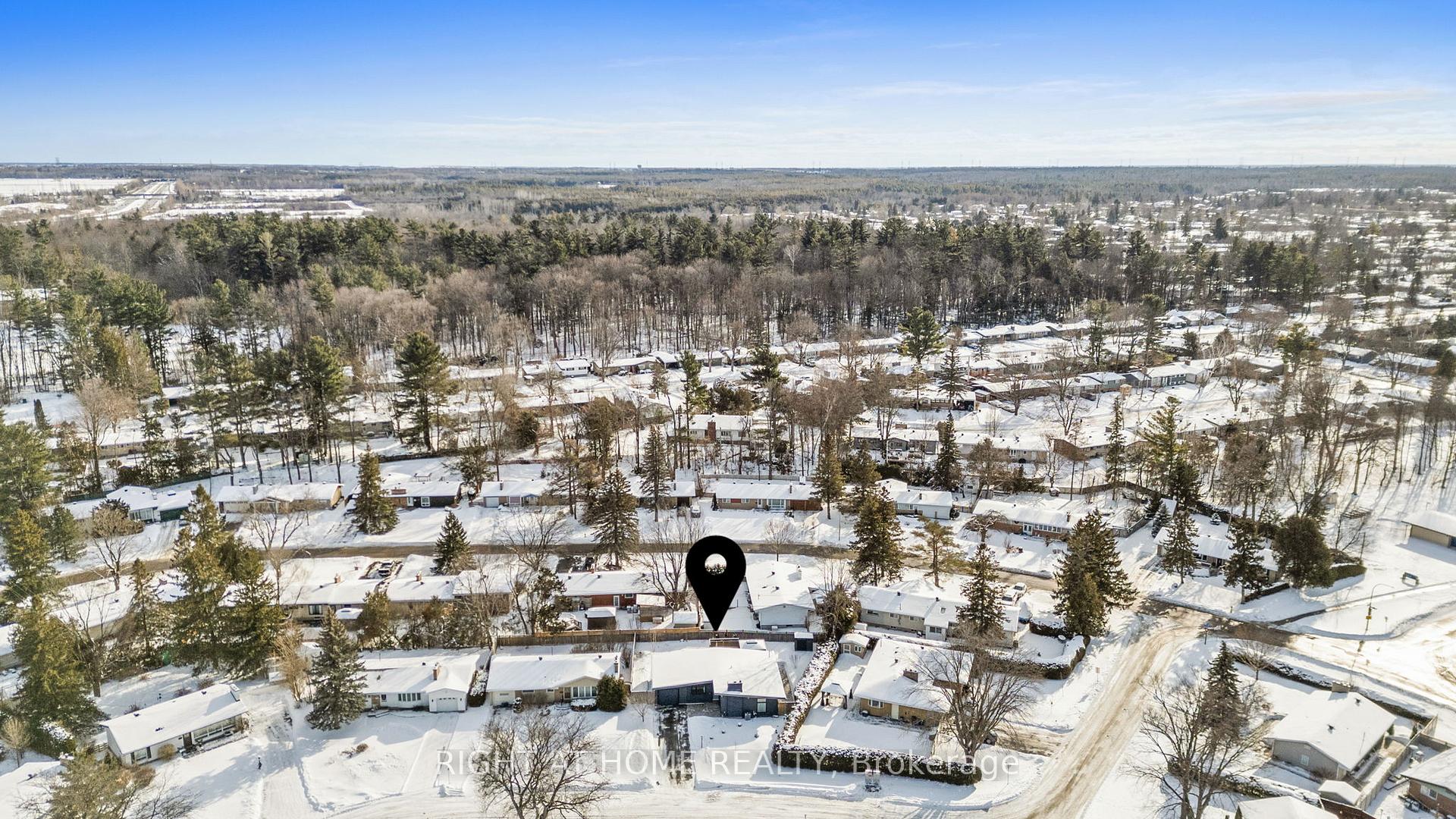 Photo 39 of 27 Thorncliff Place, Ottawa, Lynwood Village — HOMEH