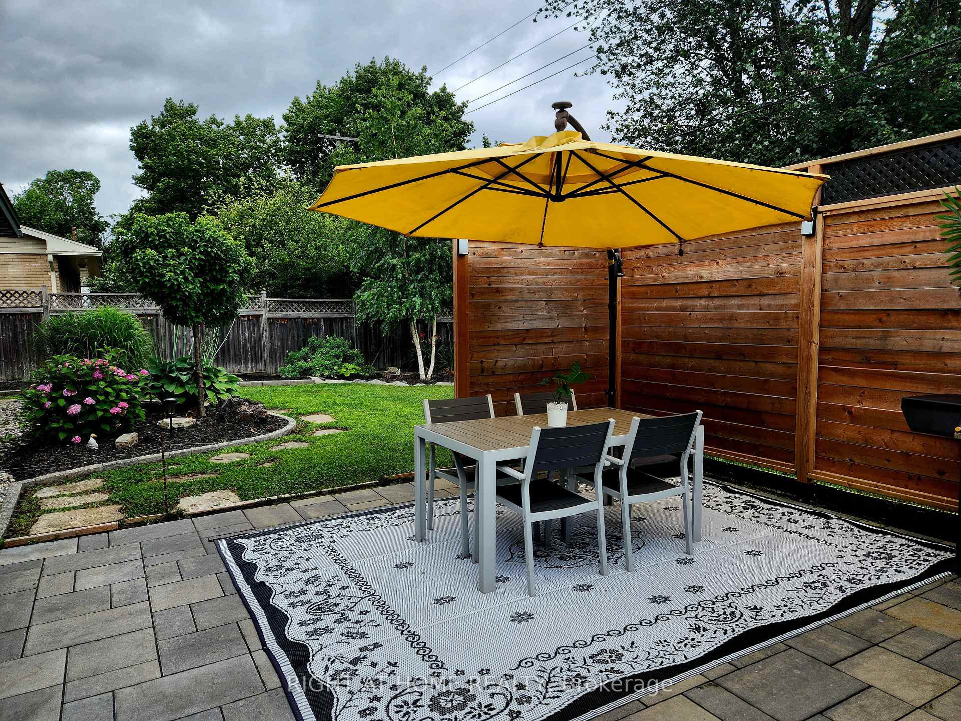 Photo 41 of 27 Thorncliff Place, Ottawa, Lynwood Village — HOMEH