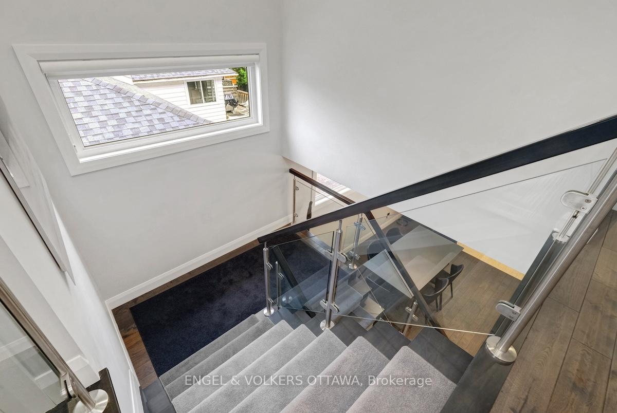Photo 23 of 305 Westhill Avenue, Ottawa, Westboro/Hampton Park — HOMEH