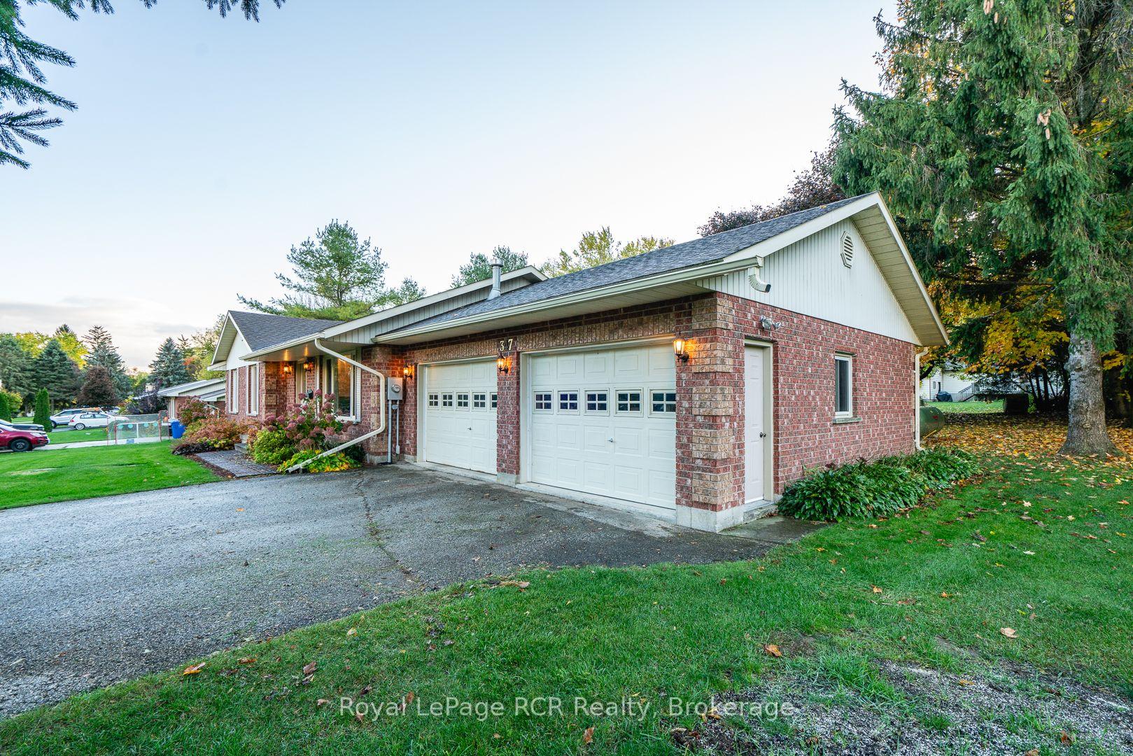 Photo 7 of 347 Augusta Street, West Grey — HOMEH